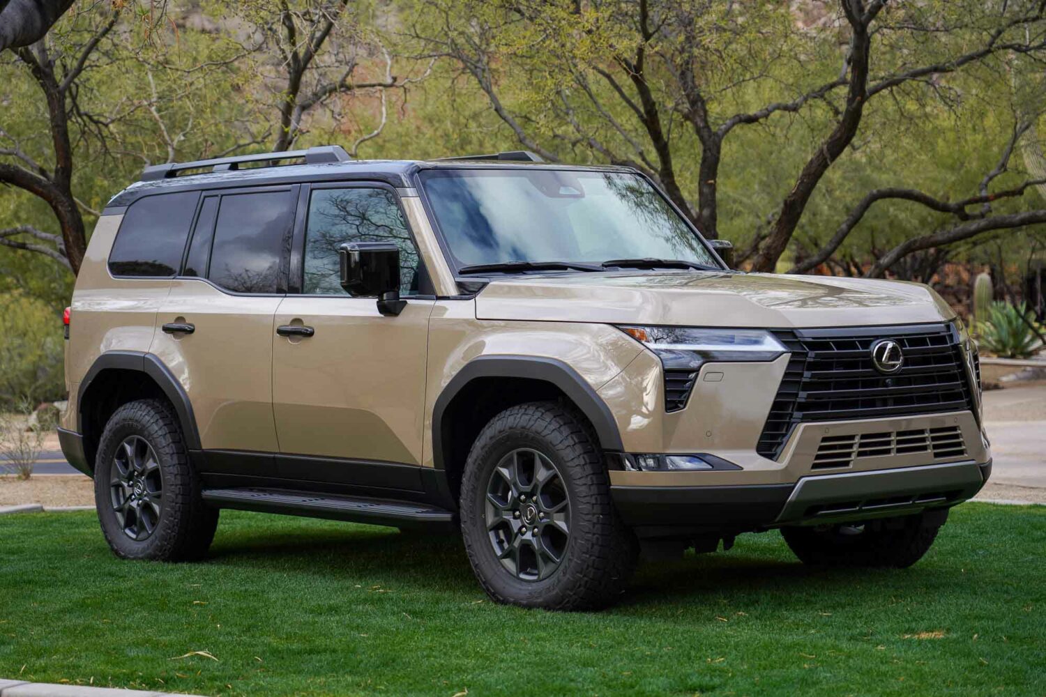 Lexus GX 550 Overtrail+ passenger's side on profile.