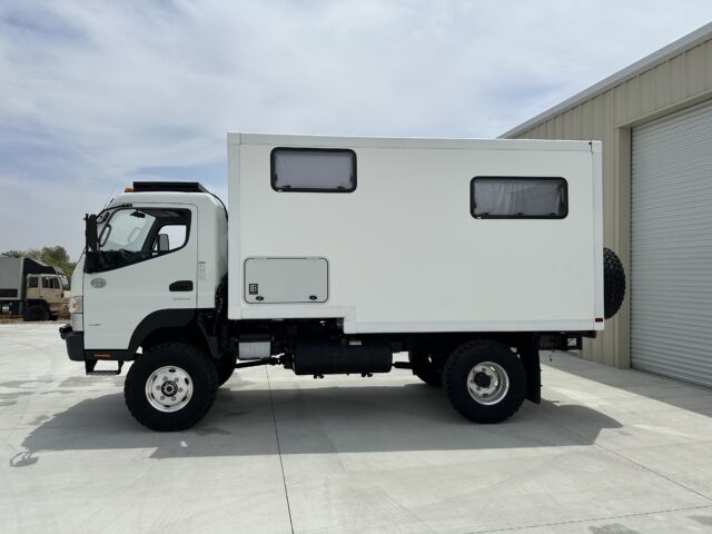 Fuso 4x4 overland camper 