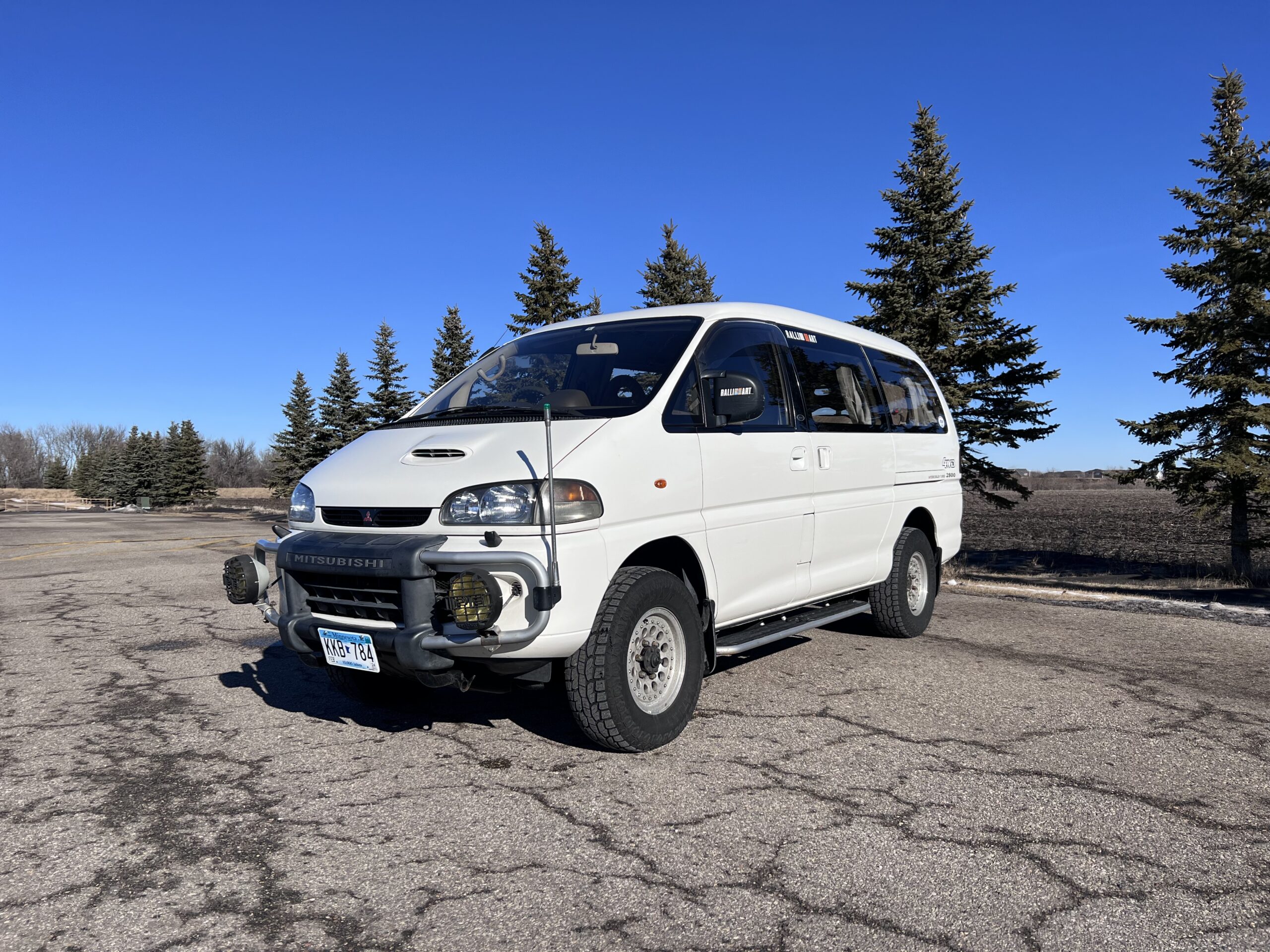 Mitsubishi Delica