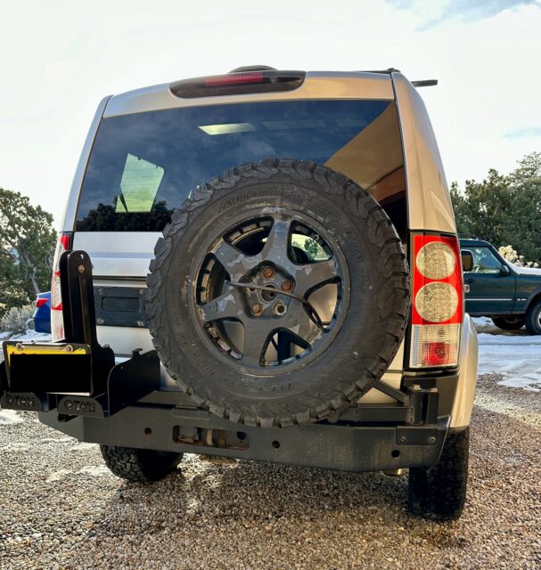 Land Rover Discovery LR4 overland build