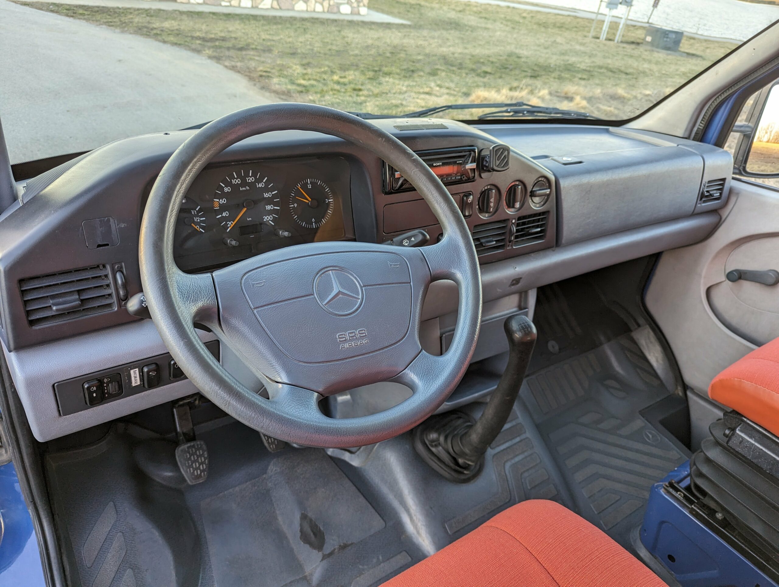 Mercedes overland build