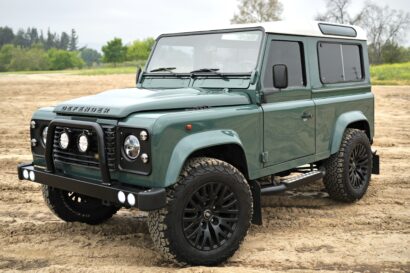 Land Rover Defender 90