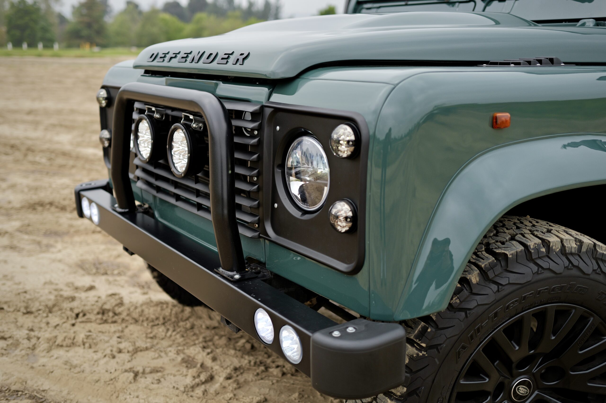 Defender 90 bull bar and lighting 