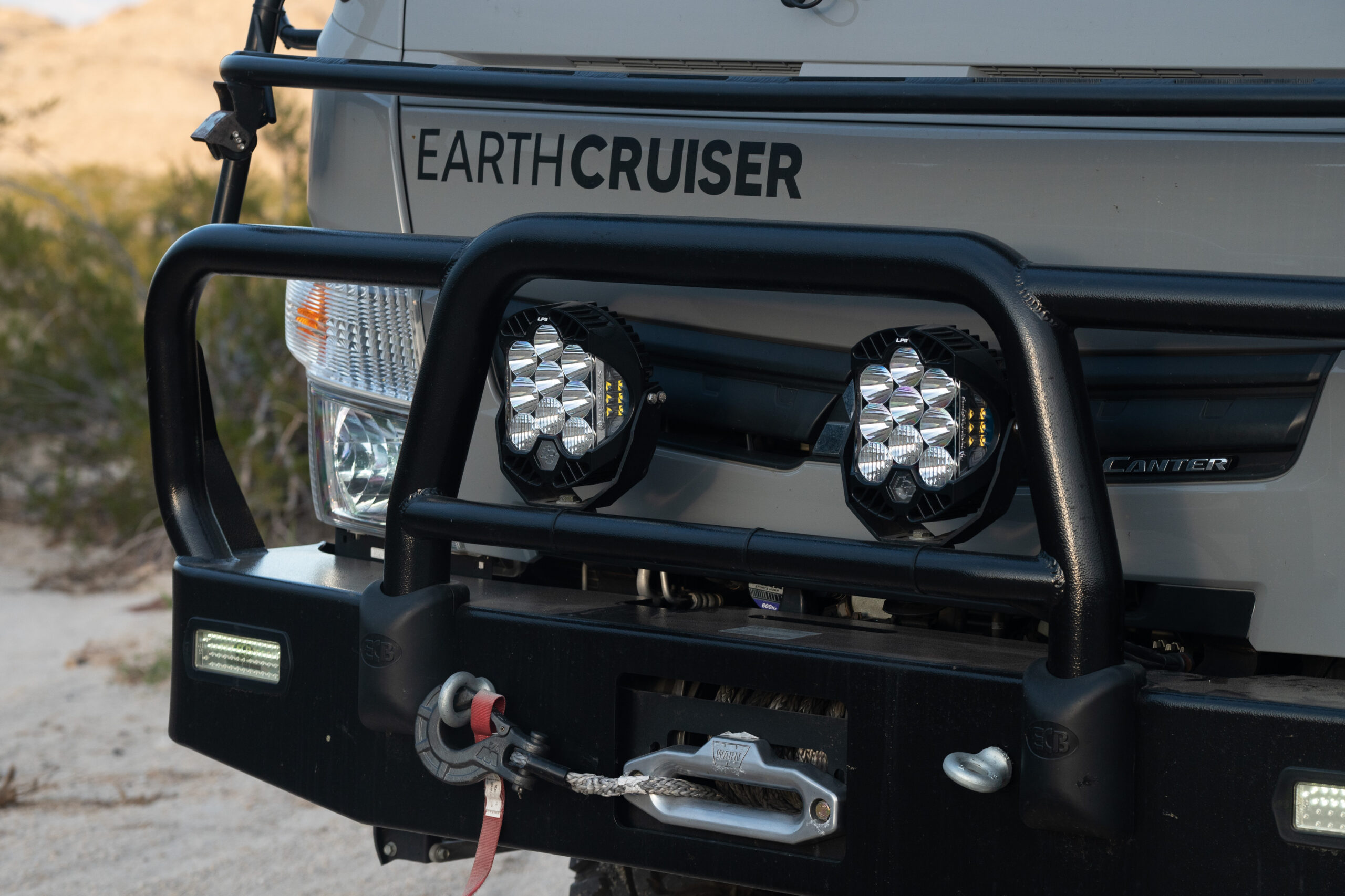 EarthCruiser lighting 