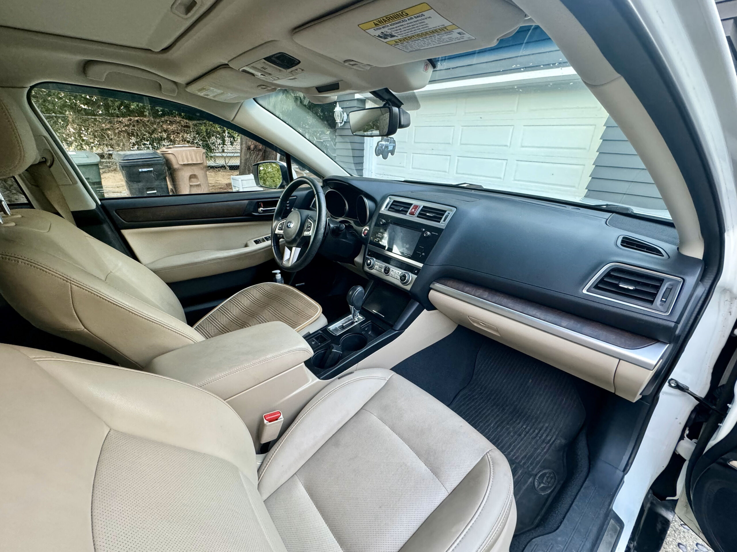 Subaru Outback interior 