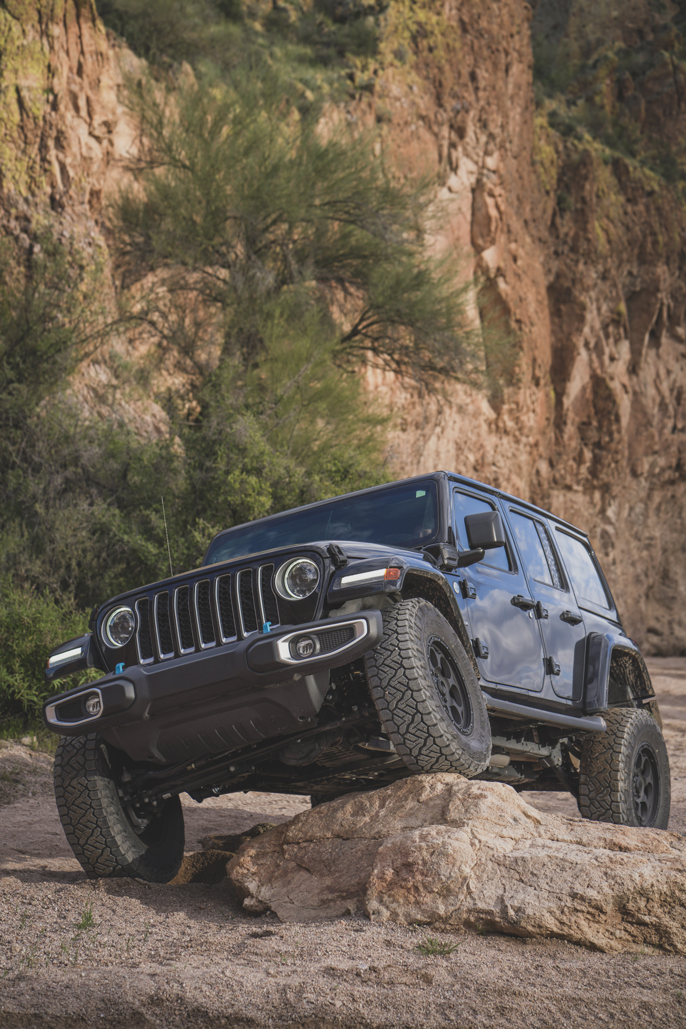 Jeep 4Xe Overland Project