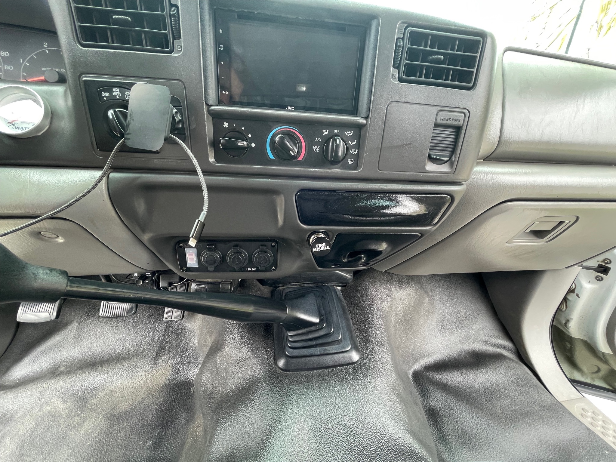 Ford F-250 interior 