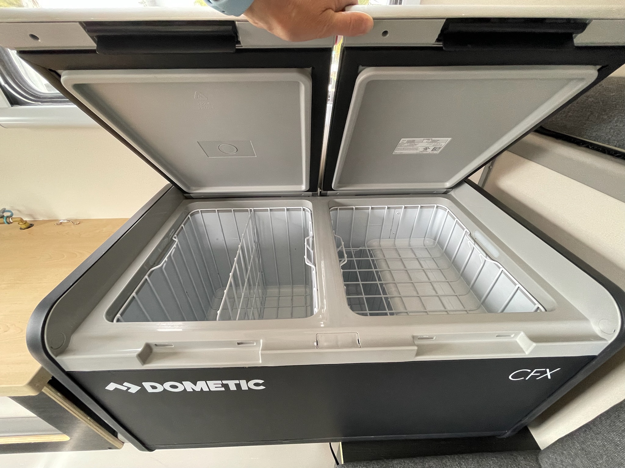 Dometic fridge 