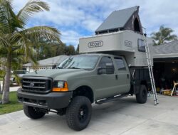 Ford F-250 Scout Kenai