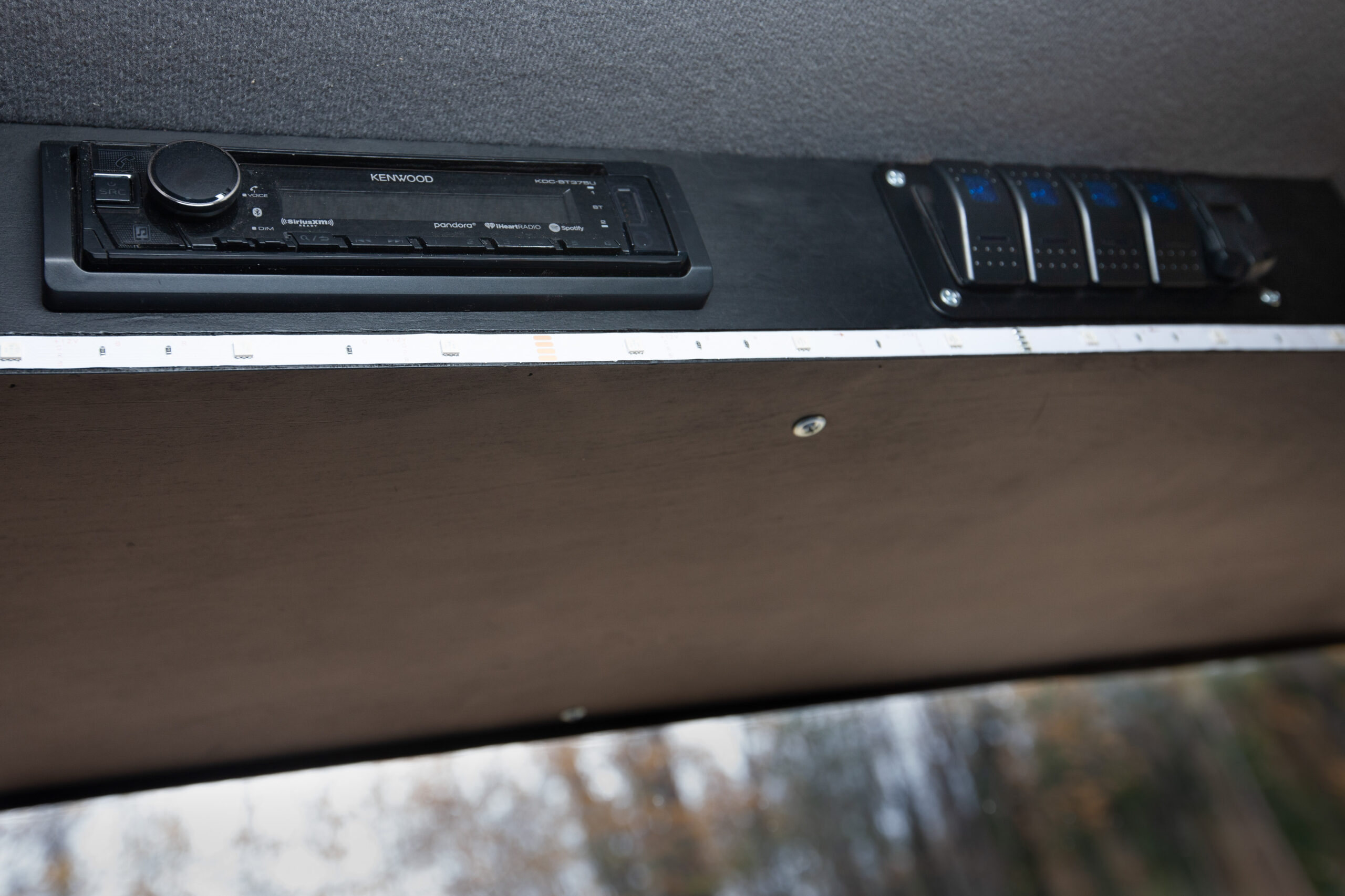 Expedition truck cab stereo 