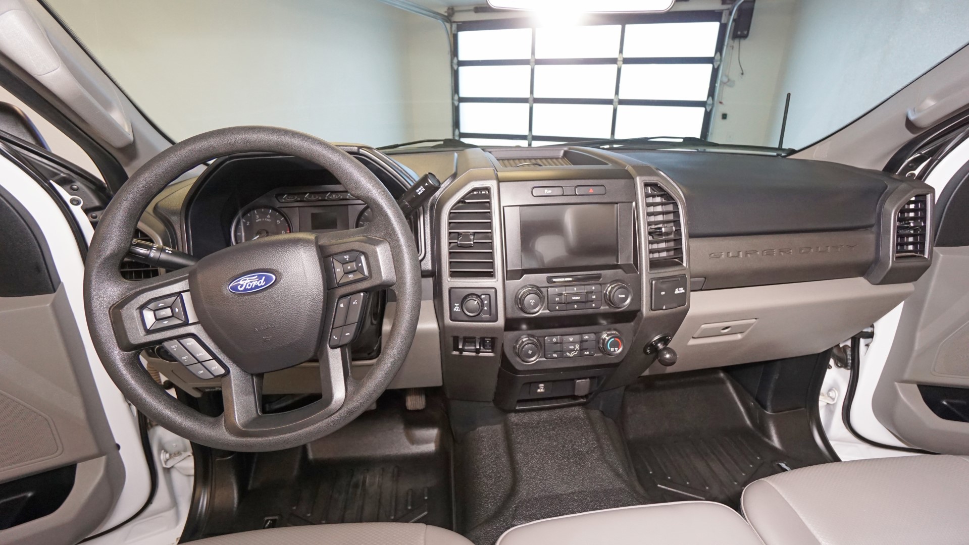 Ford F-250 cab