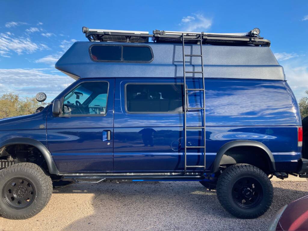 Ford E-350 Timberline 