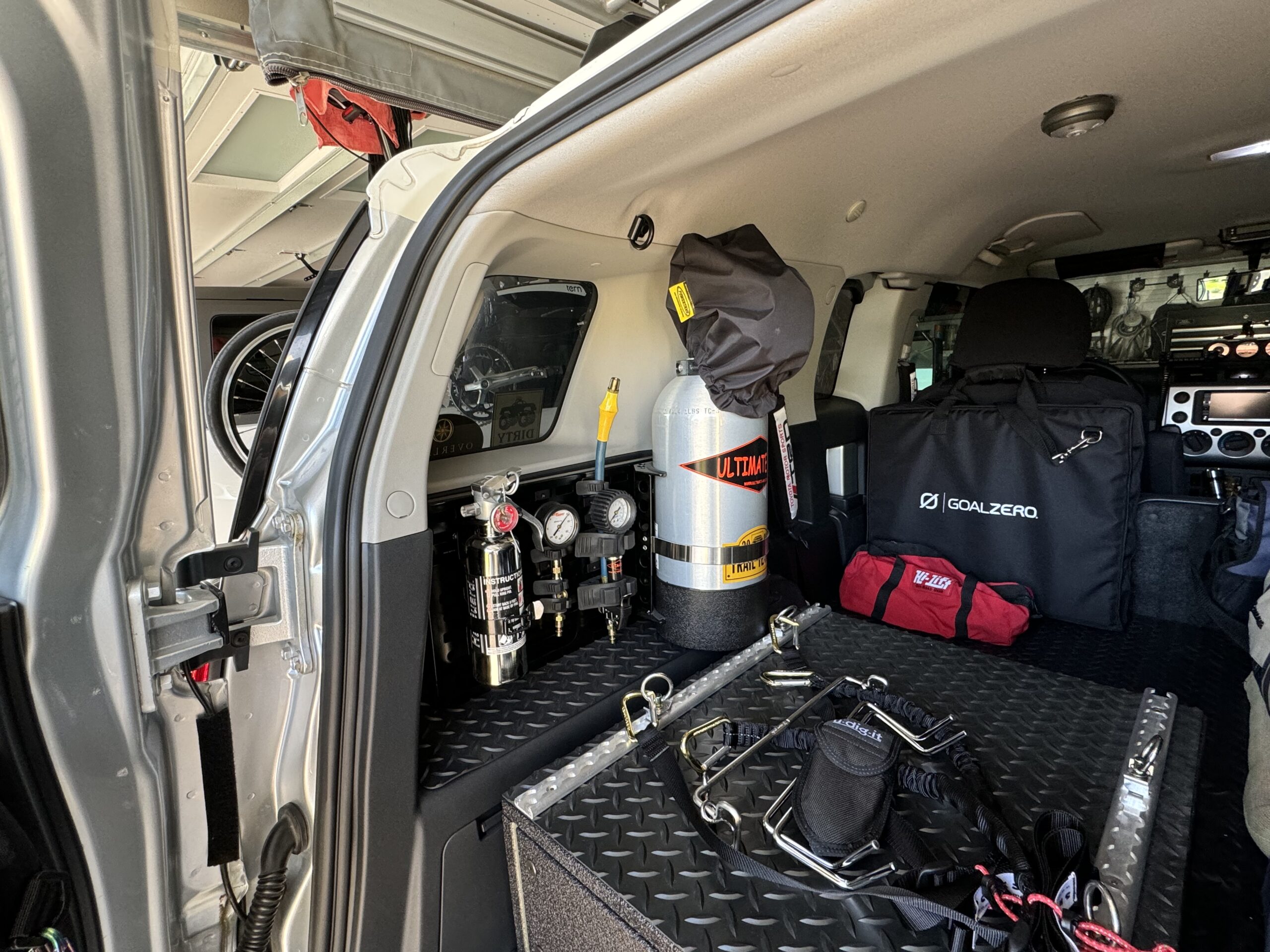 FJ Cruiser rear storage 