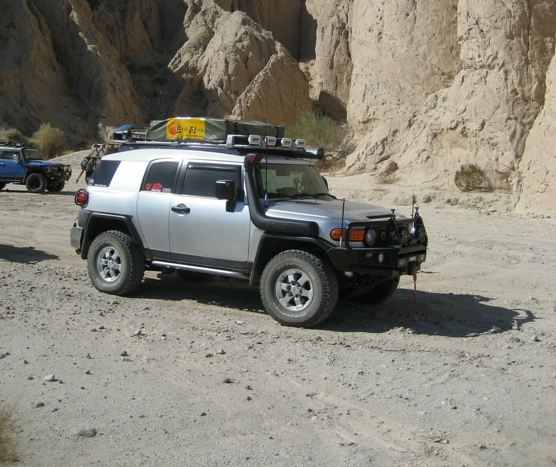 FJ Cruiser overland build