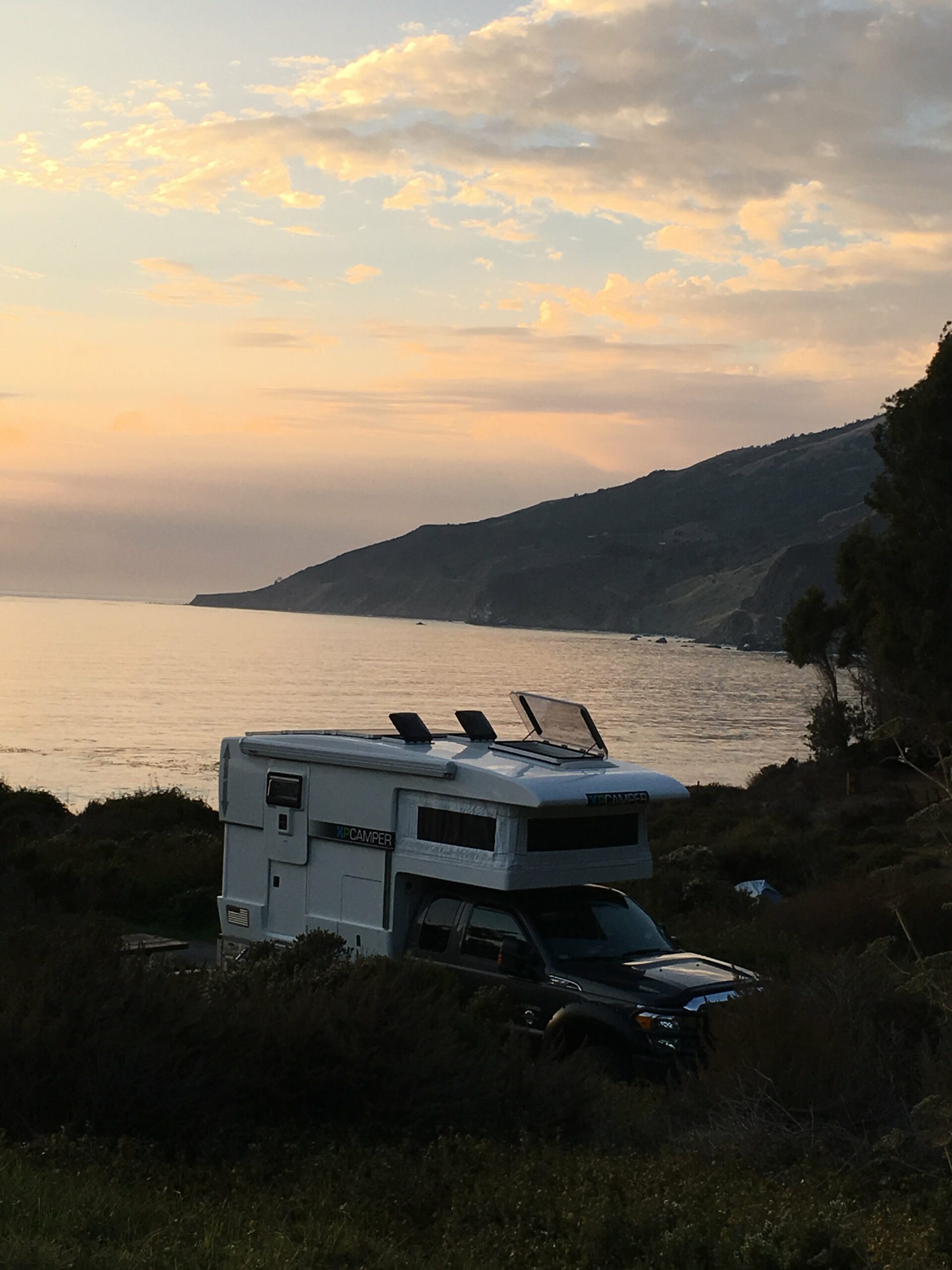 Ford overland camper 