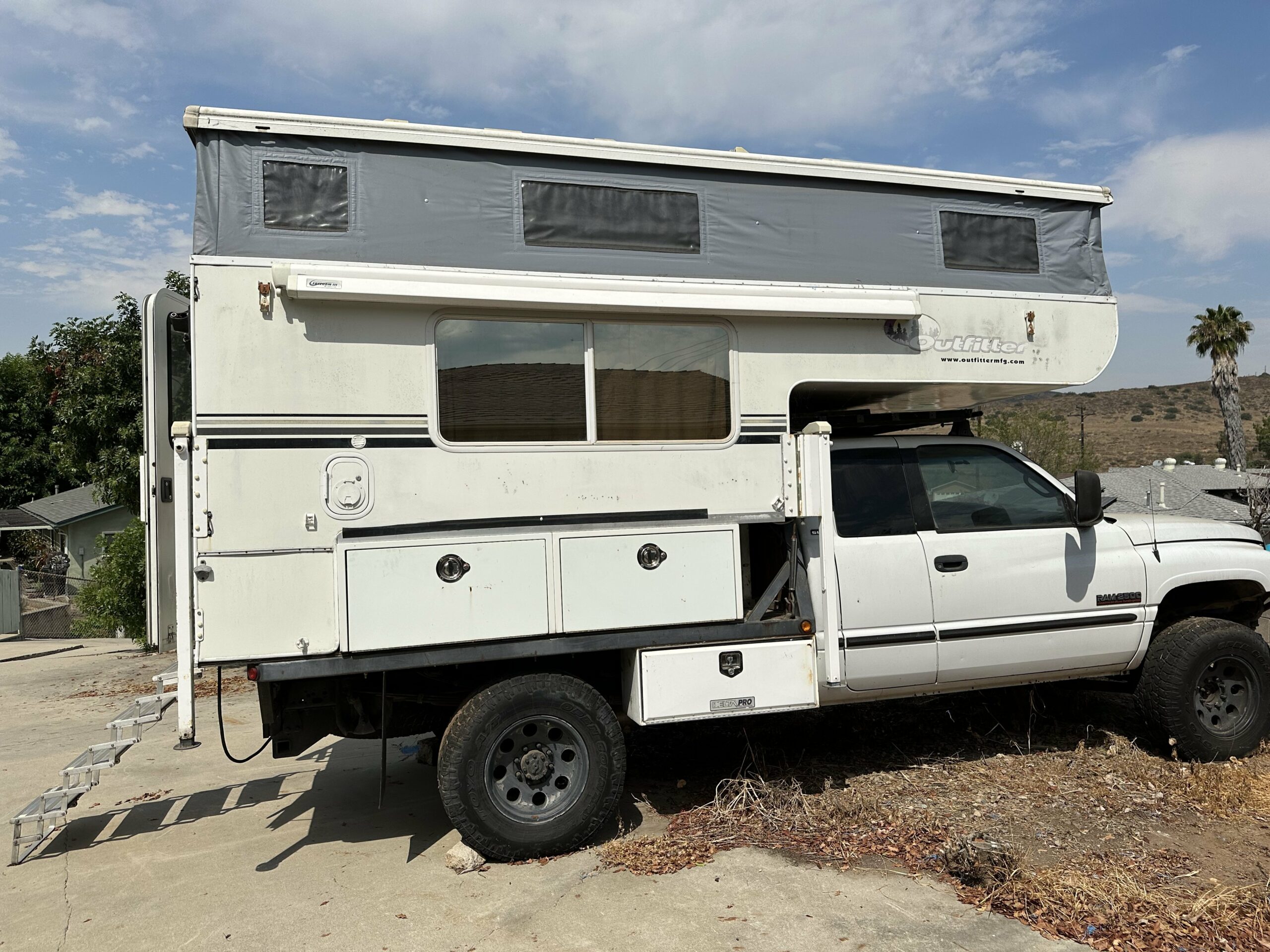 Ram 2500 Outfitter Manufacturing Camper