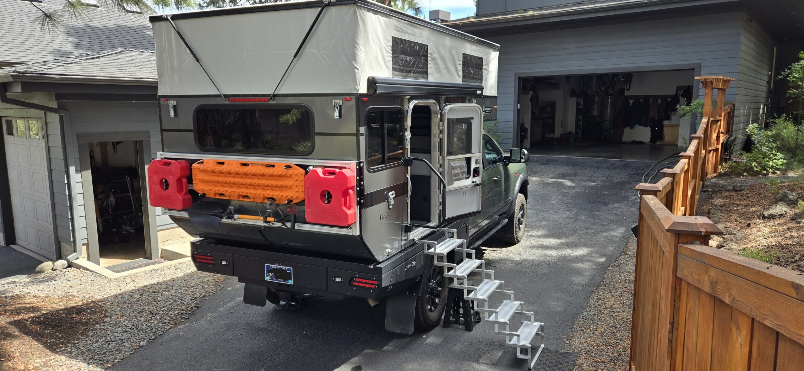 Four Wheel Campers Hawk 