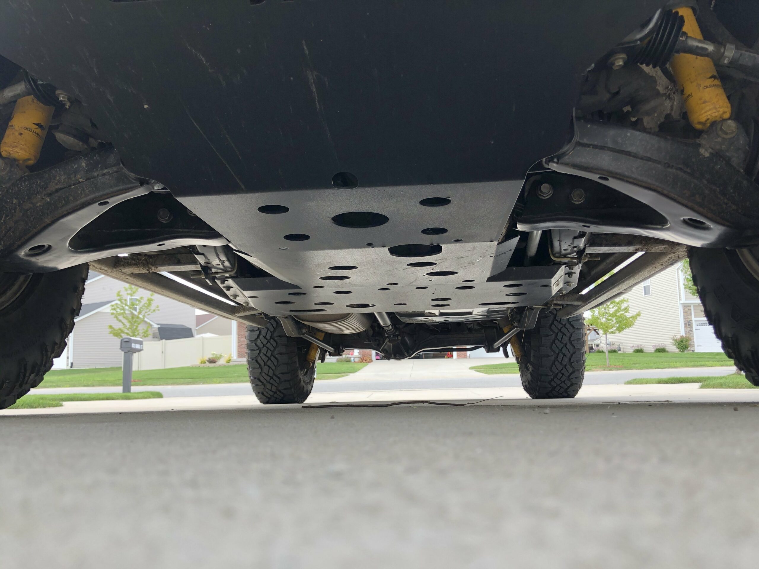 100 Series skid plates 