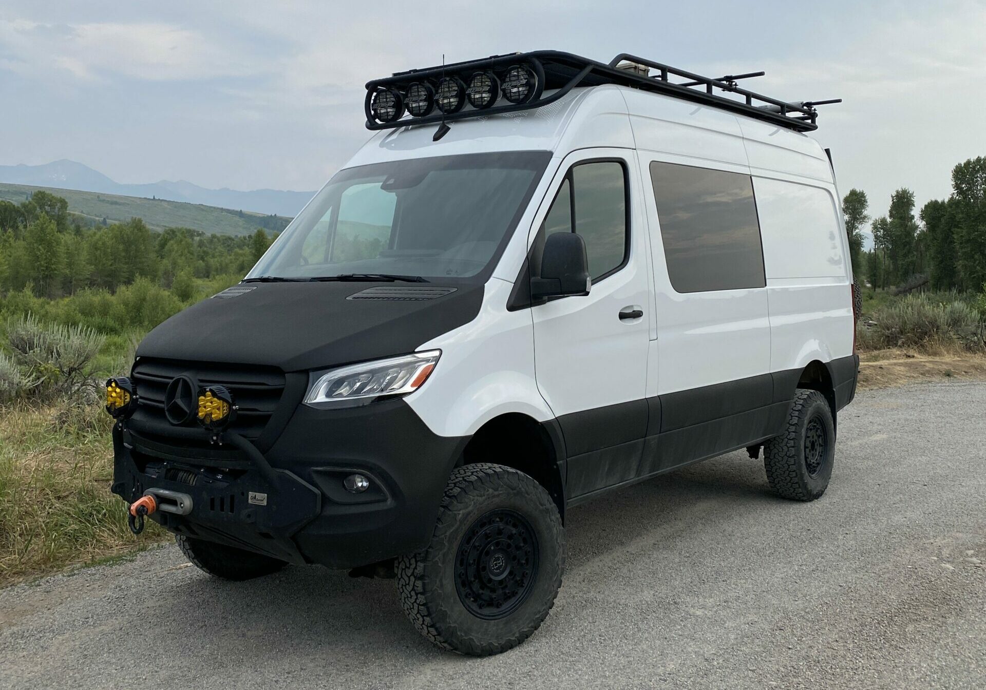 Mercedes sprinter 4x4 2019 camper on sale