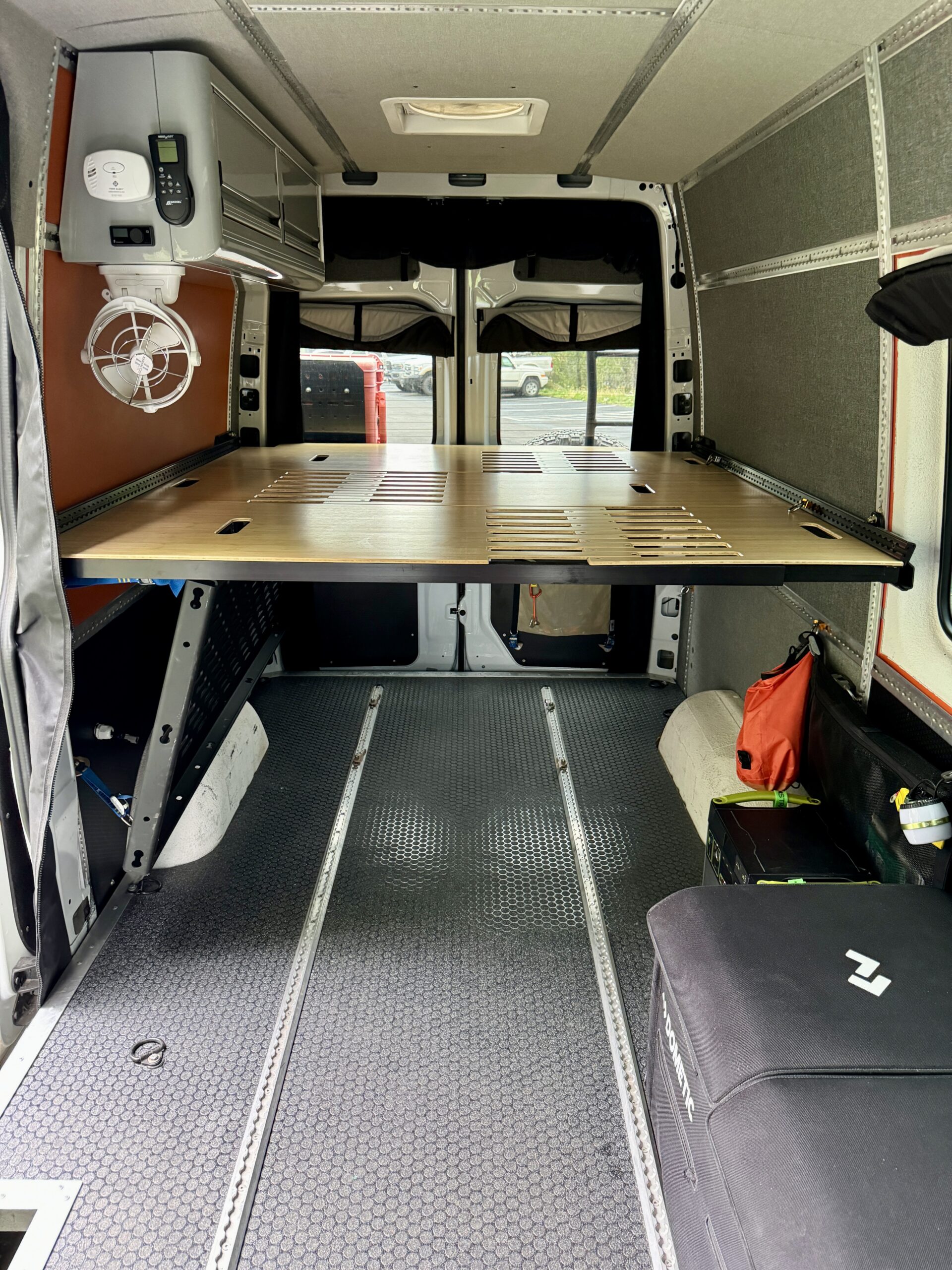 Mercedes Sprinter camper interior 