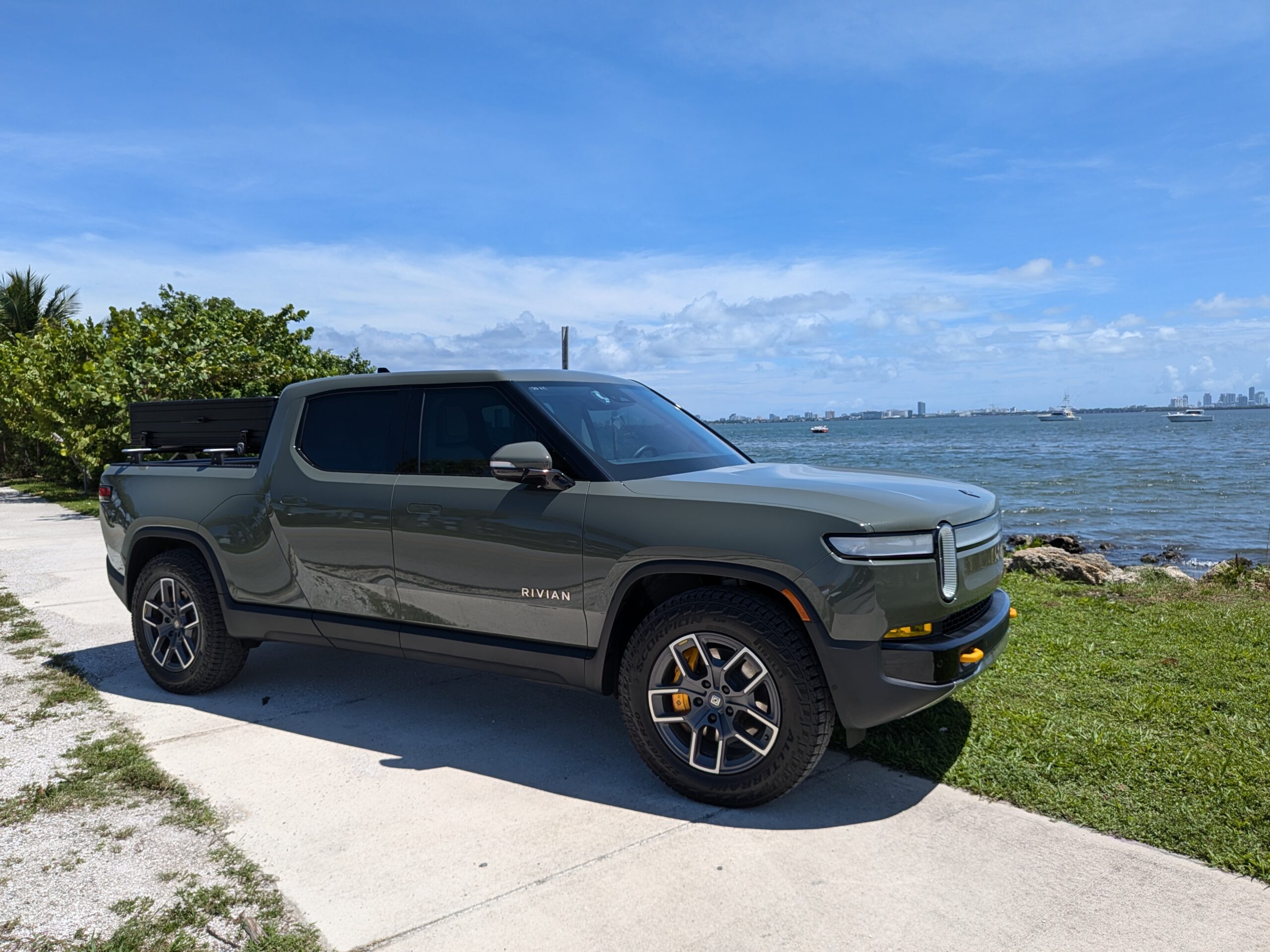 Rivian overland build 