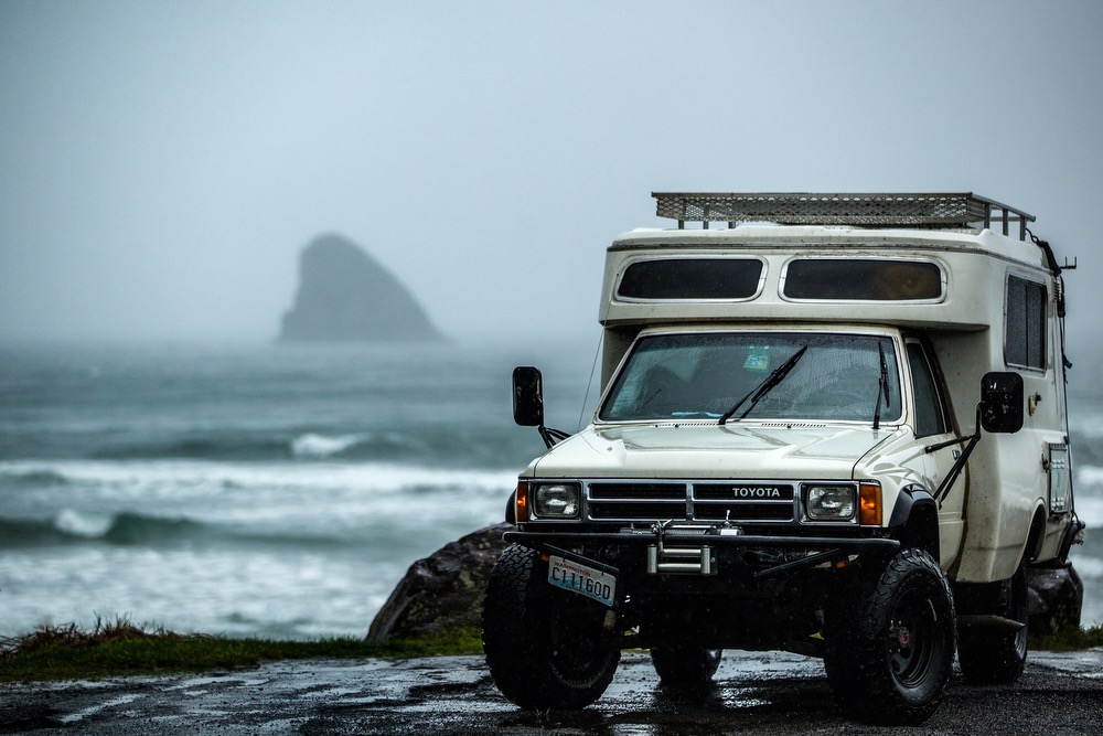 Toyota pickup overland 