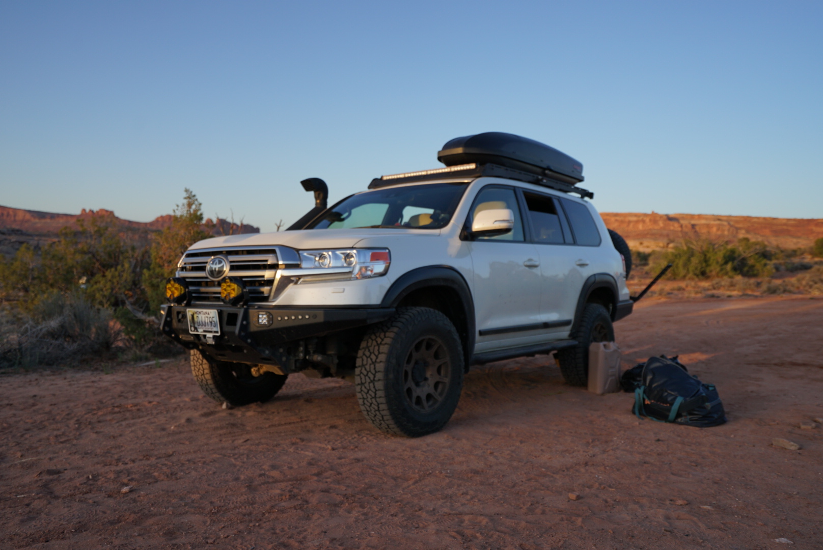 Toyota Land Cruiser overland