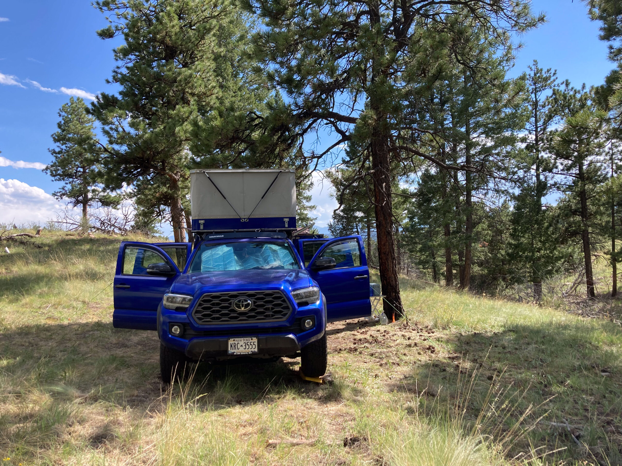 Toyota Tacoma overland camper 