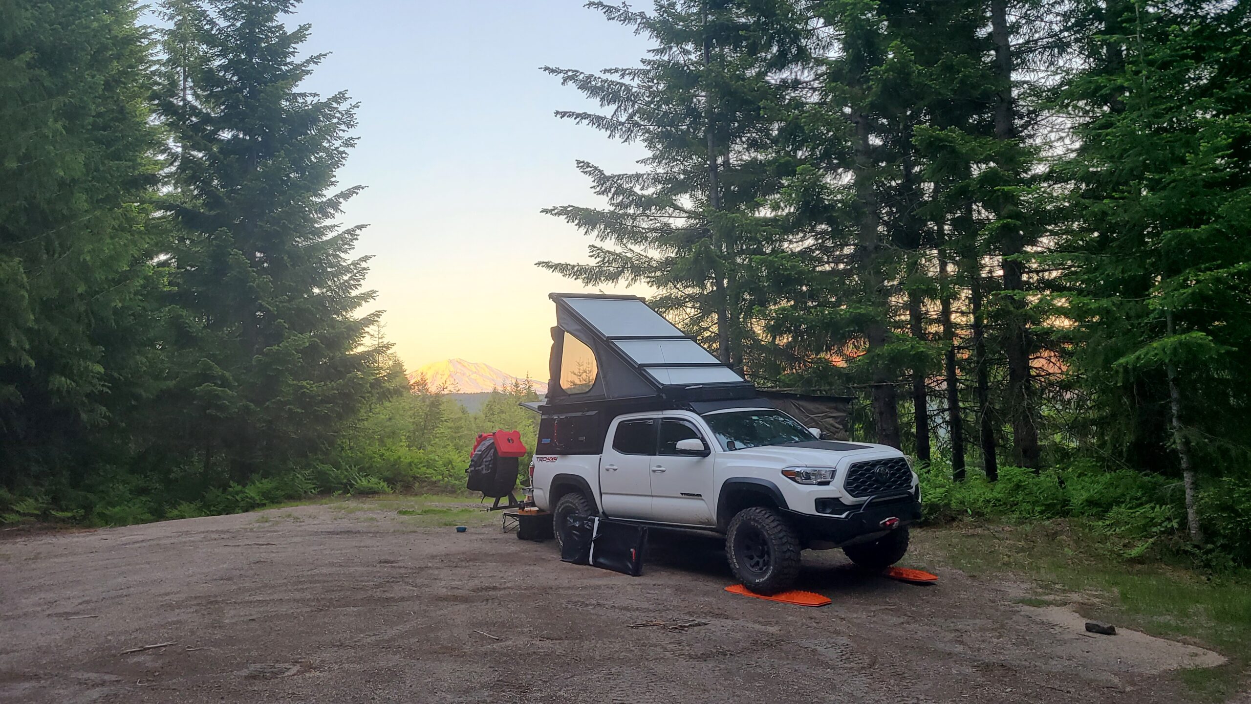 Toyota Tacoma overland 