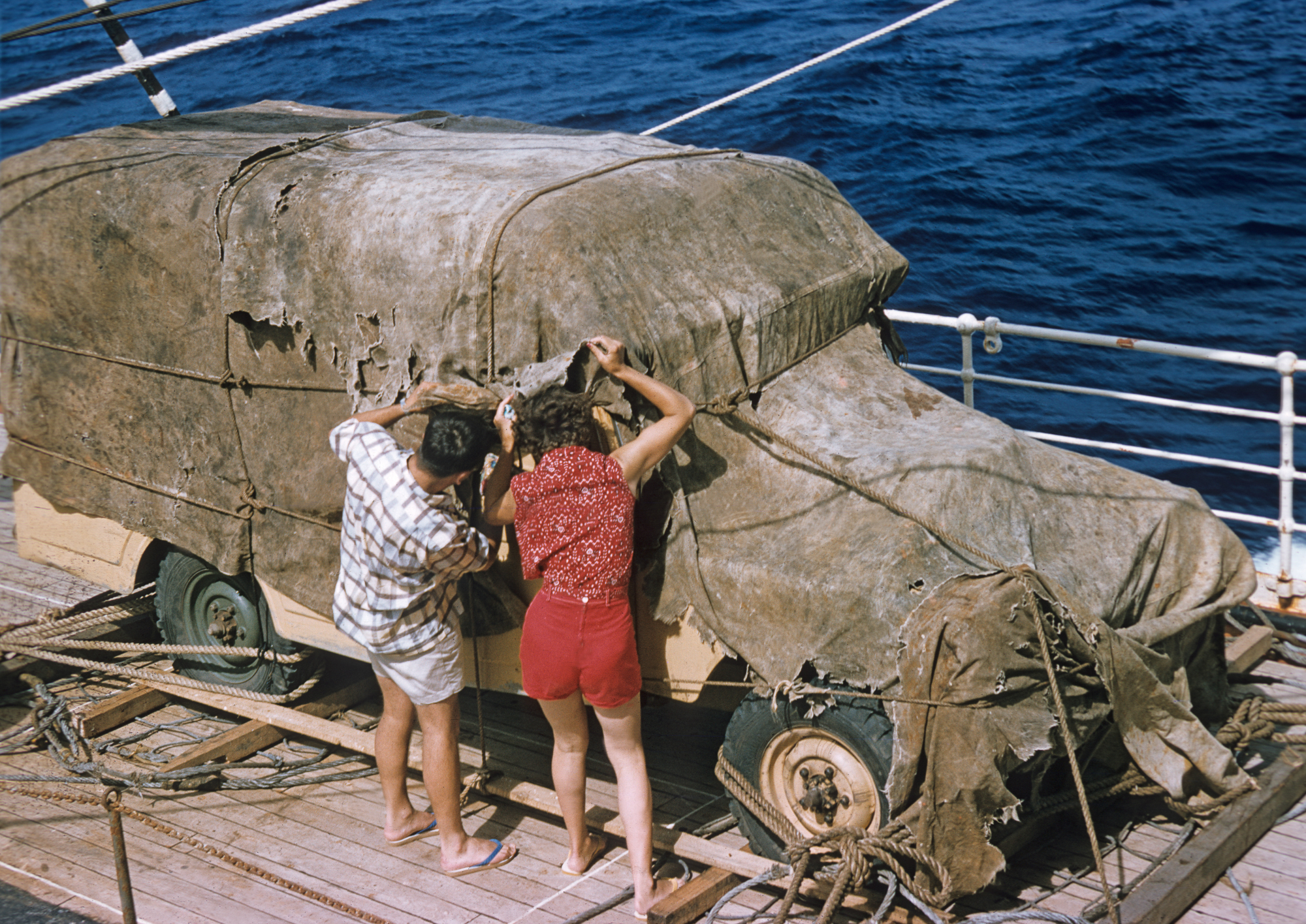 bristol foster and robert bateman shipping land rover