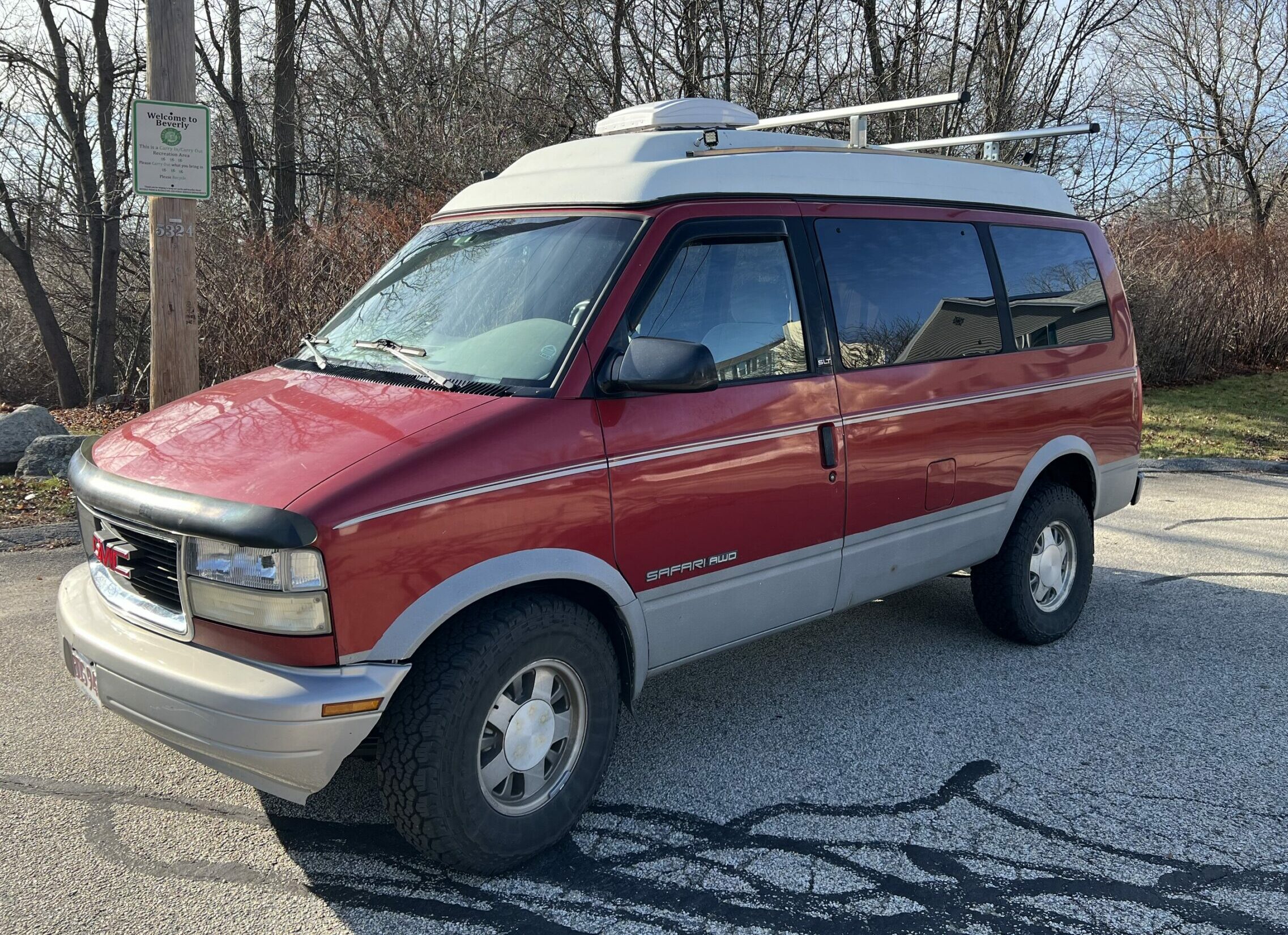 GMC Safari