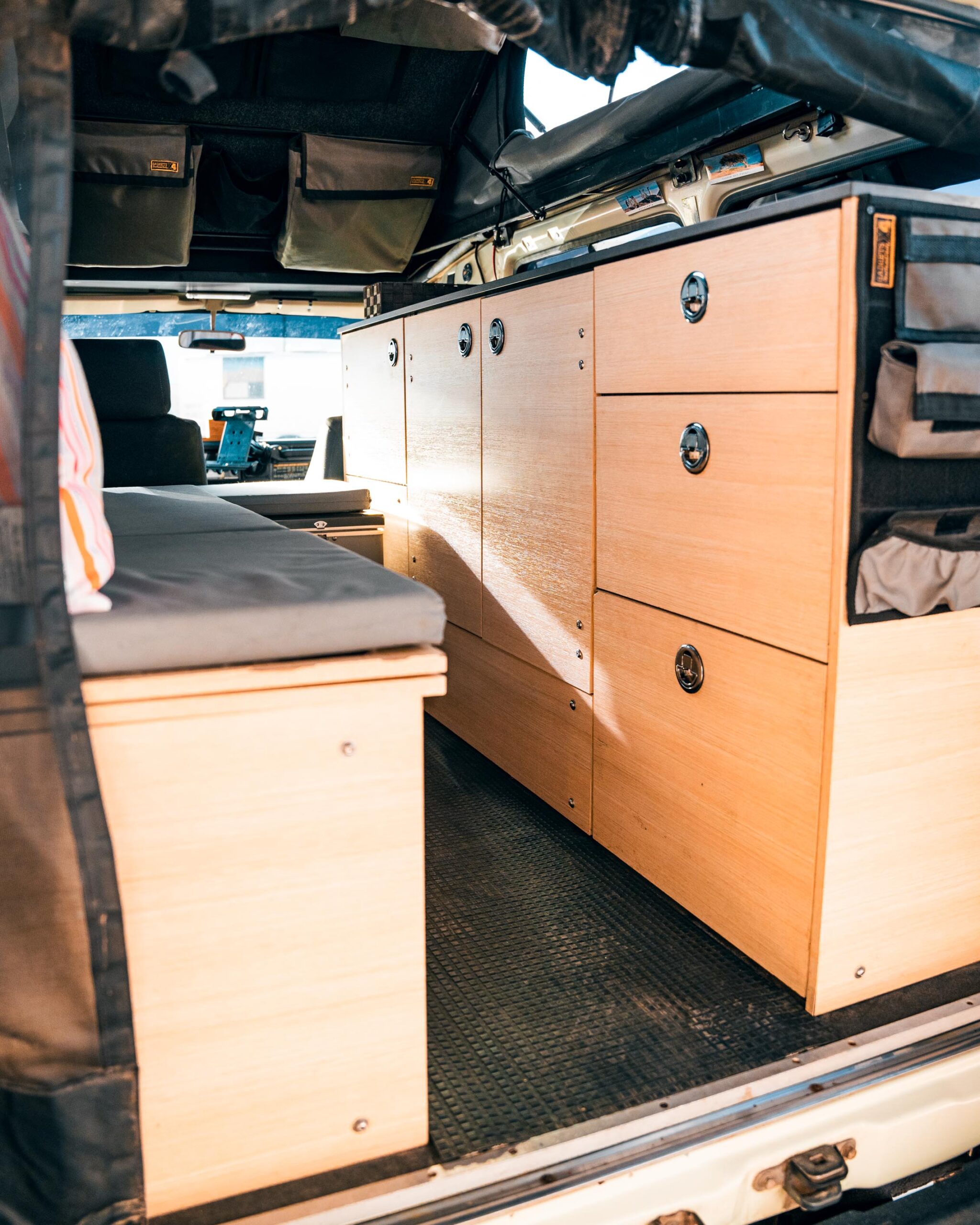 Toyota Troopy interior 