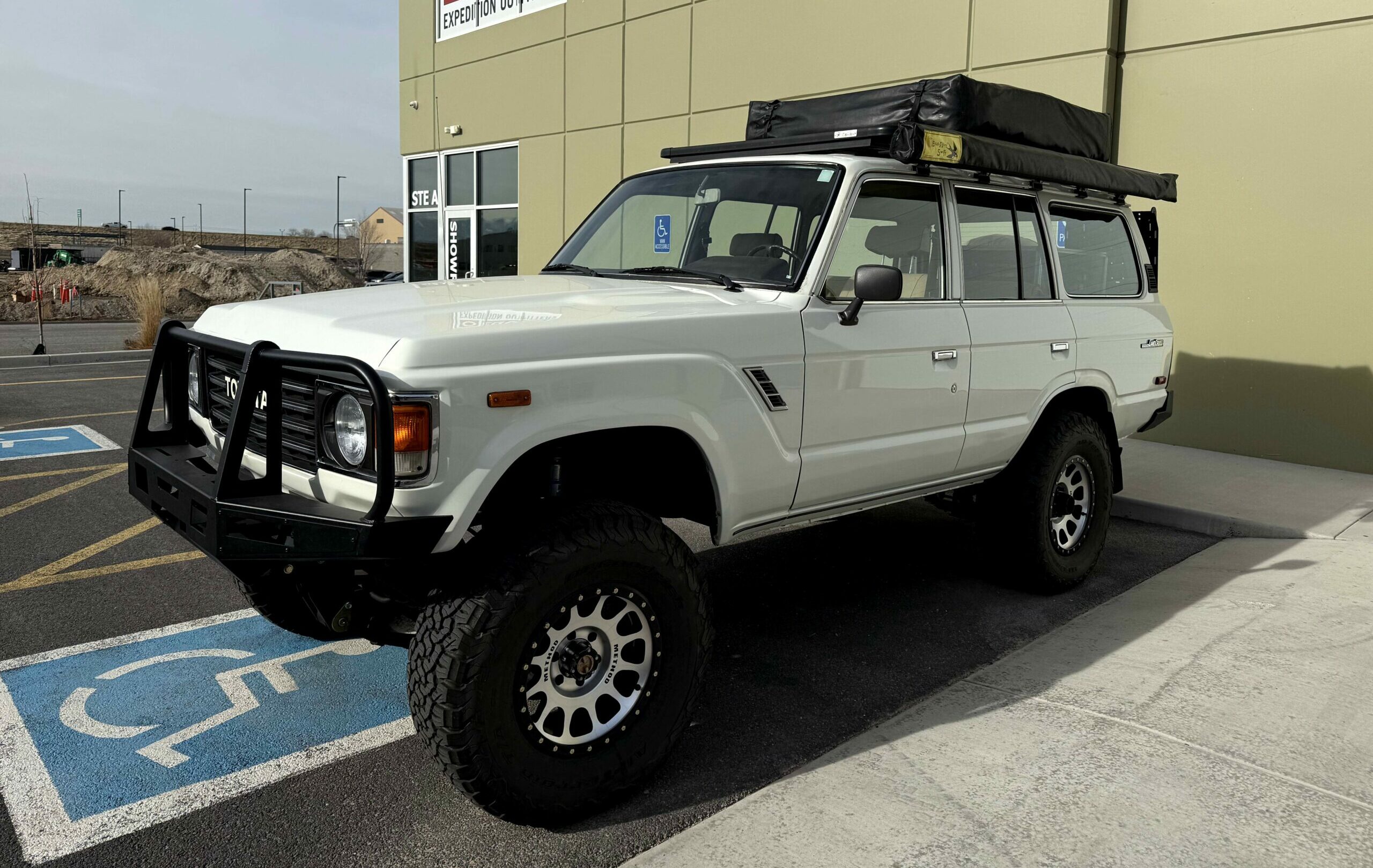 Toyota FJ60