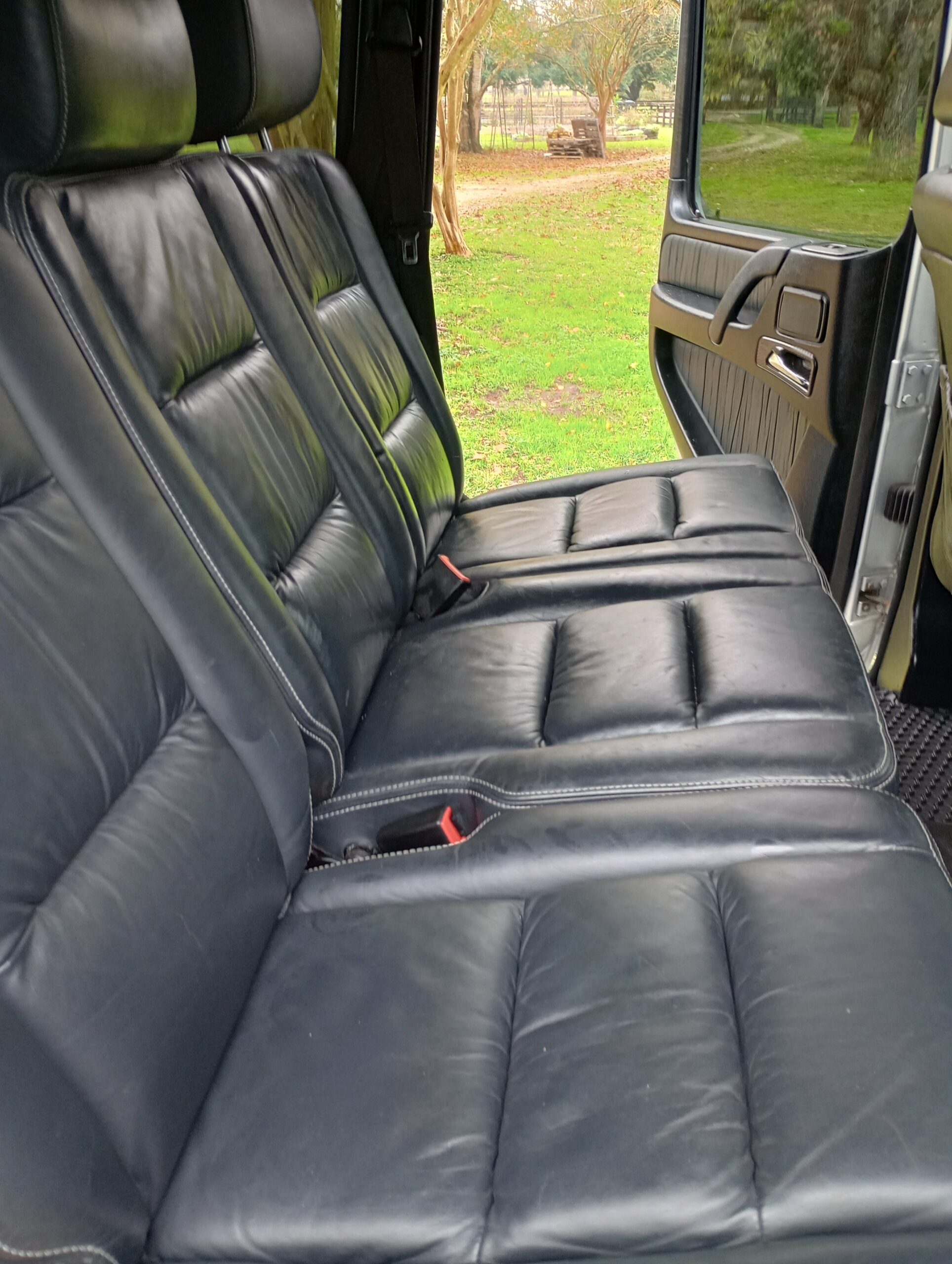 Mercedes G Wagen interior 