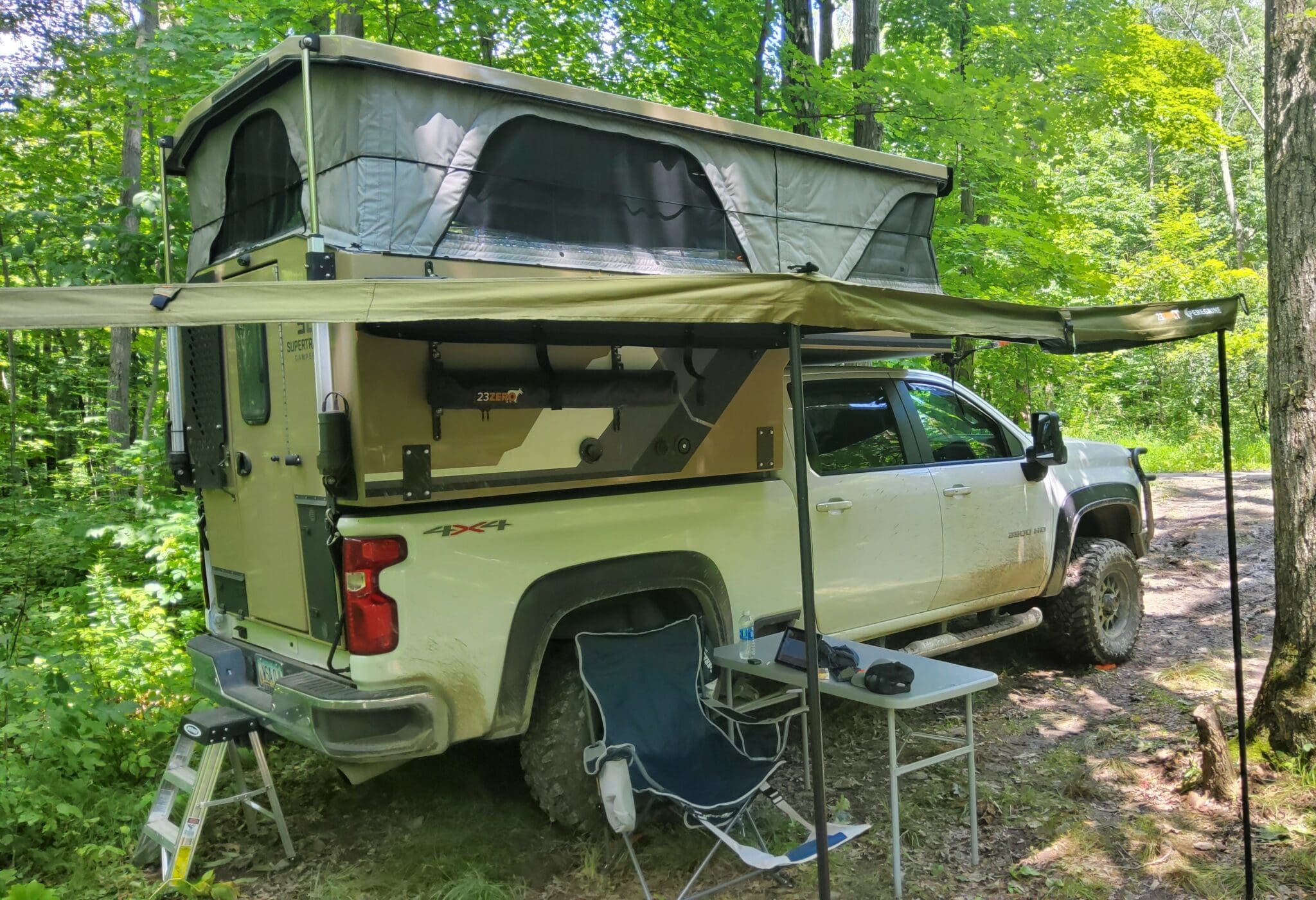 2023 Chevrolet Silverado 2500 HD 4x4 w/ Supertramp Flagship LT Camper ...