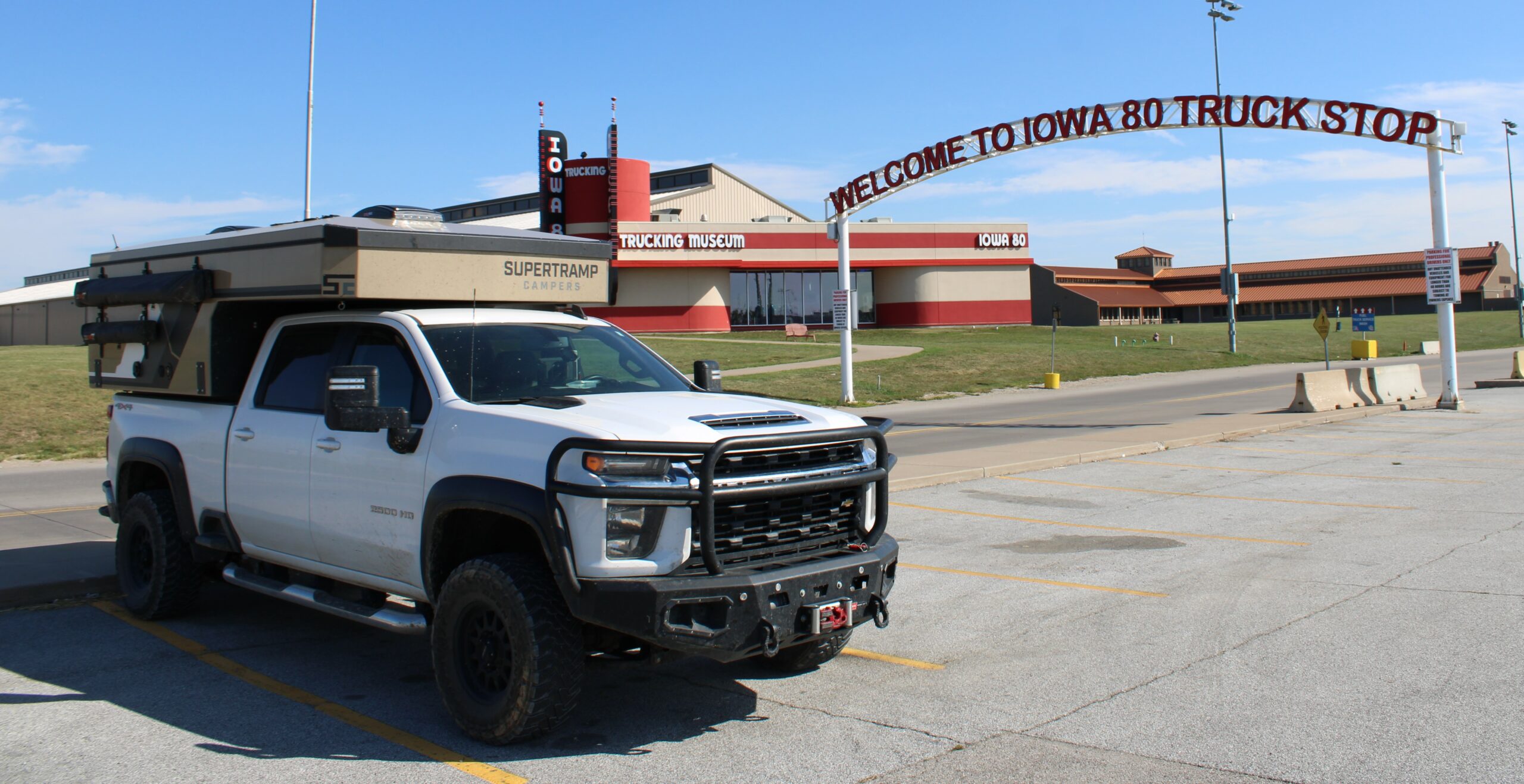 Chevy 2500 HD overland 