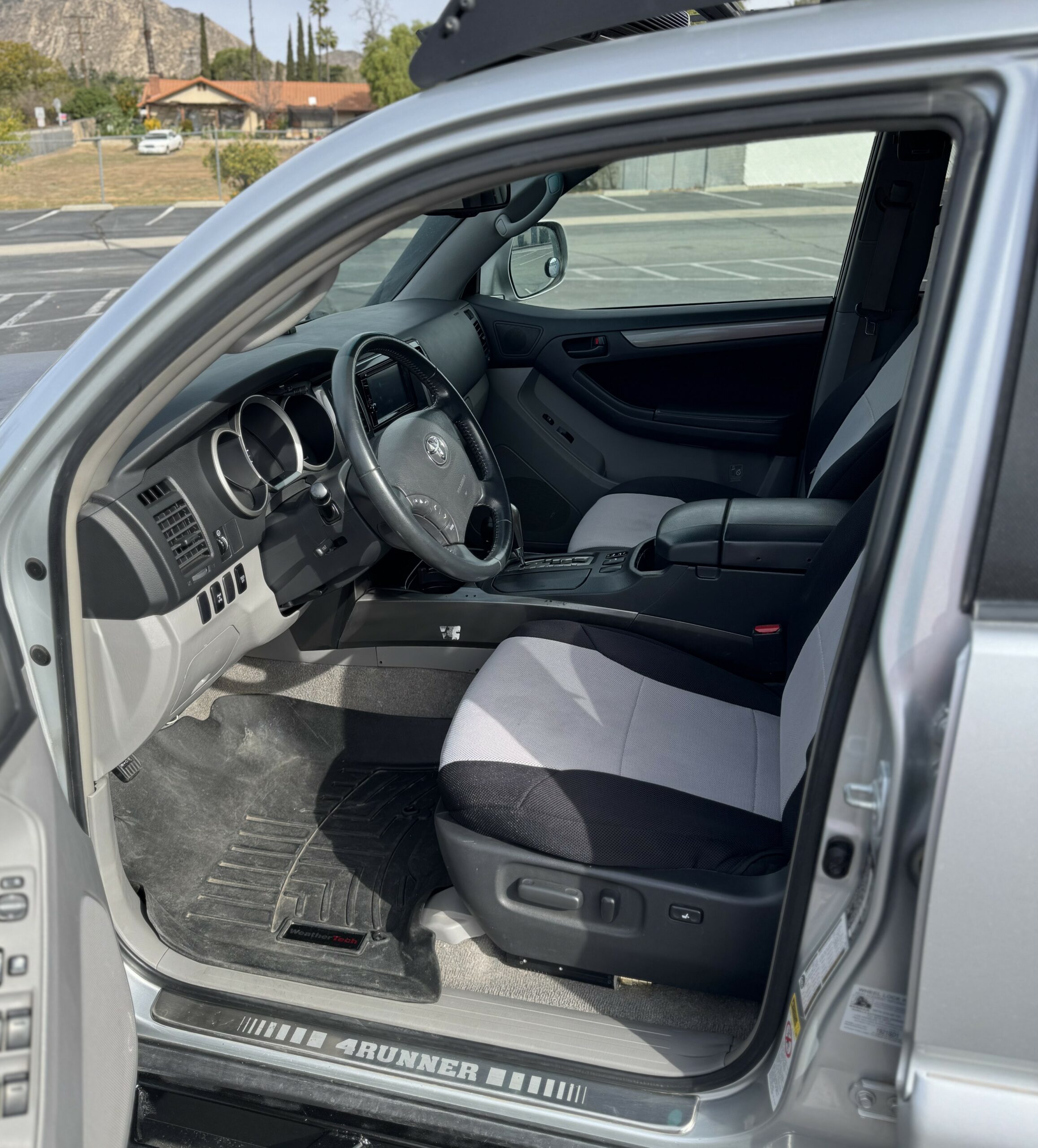 Toyota 4runner interior 