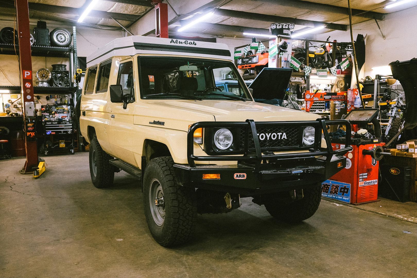 Toyota Land Cruiser Troopy