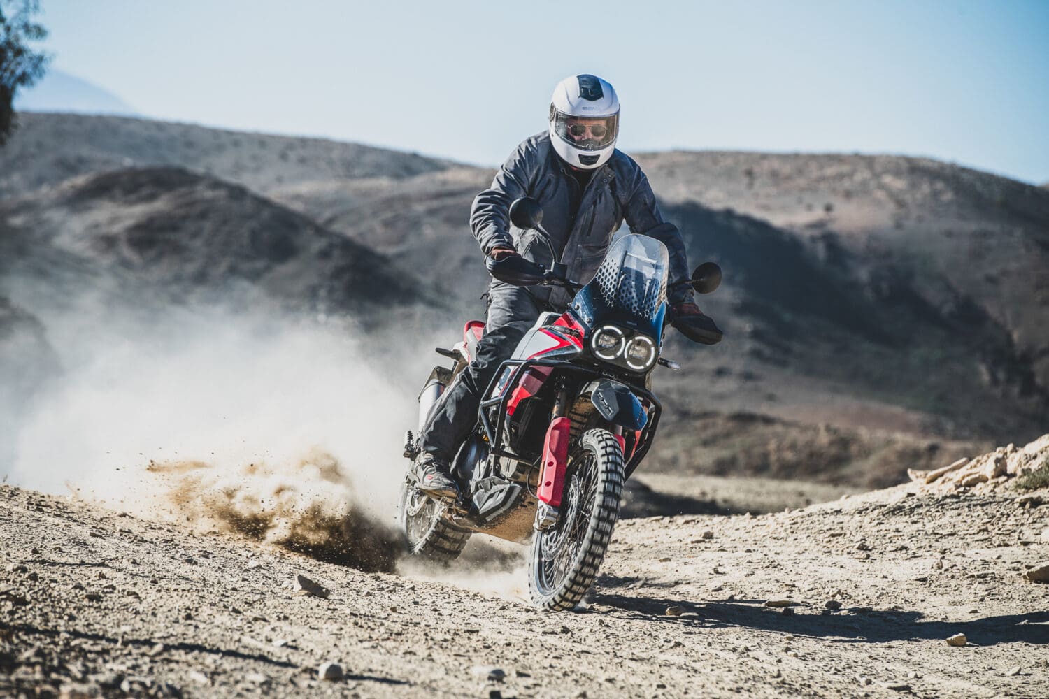 Ride On: The Best Lightweight Motorcycle Helmets