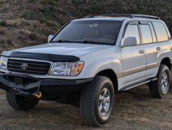 Land Cruiser 100 Series