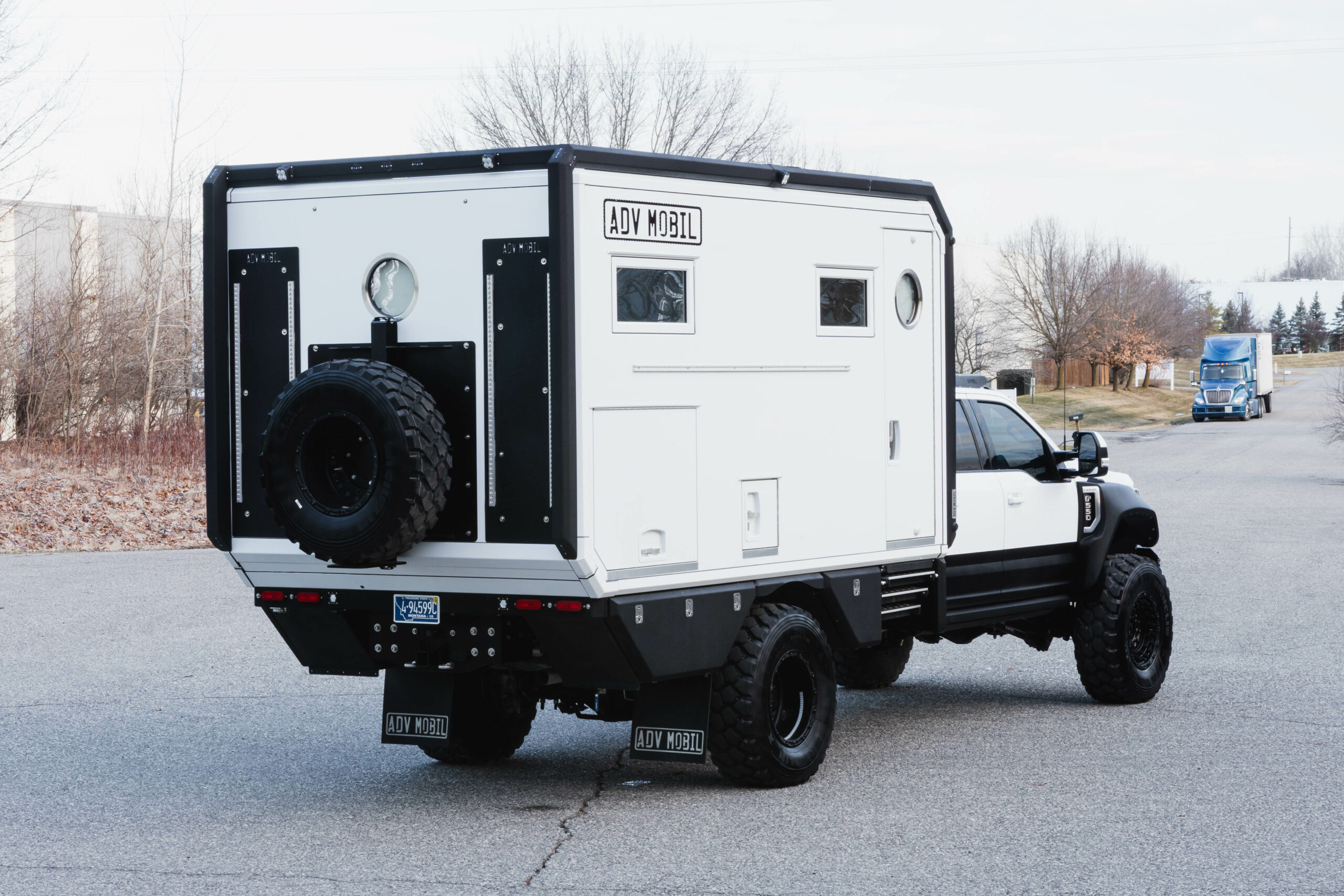 Ford F-550 expedition truck