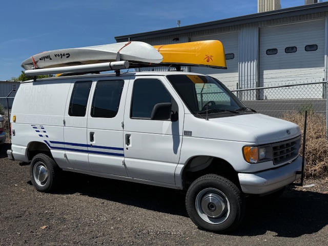 Ford E-250