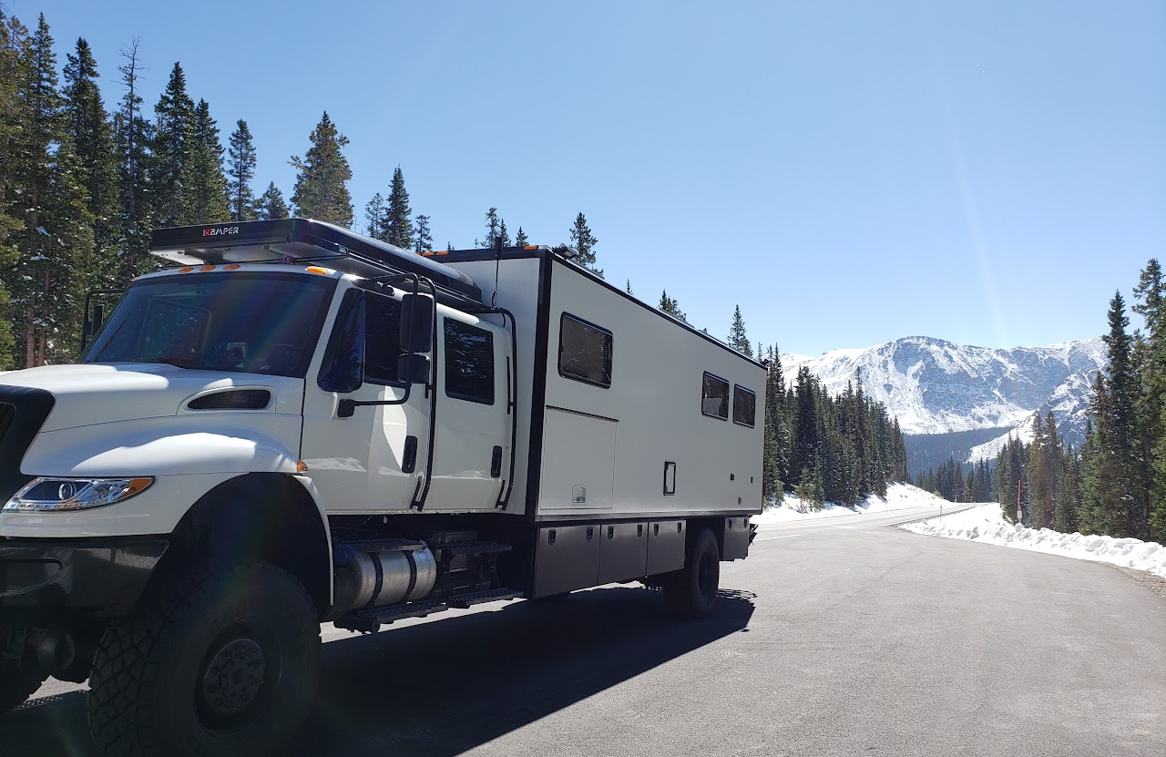 International expedition truck