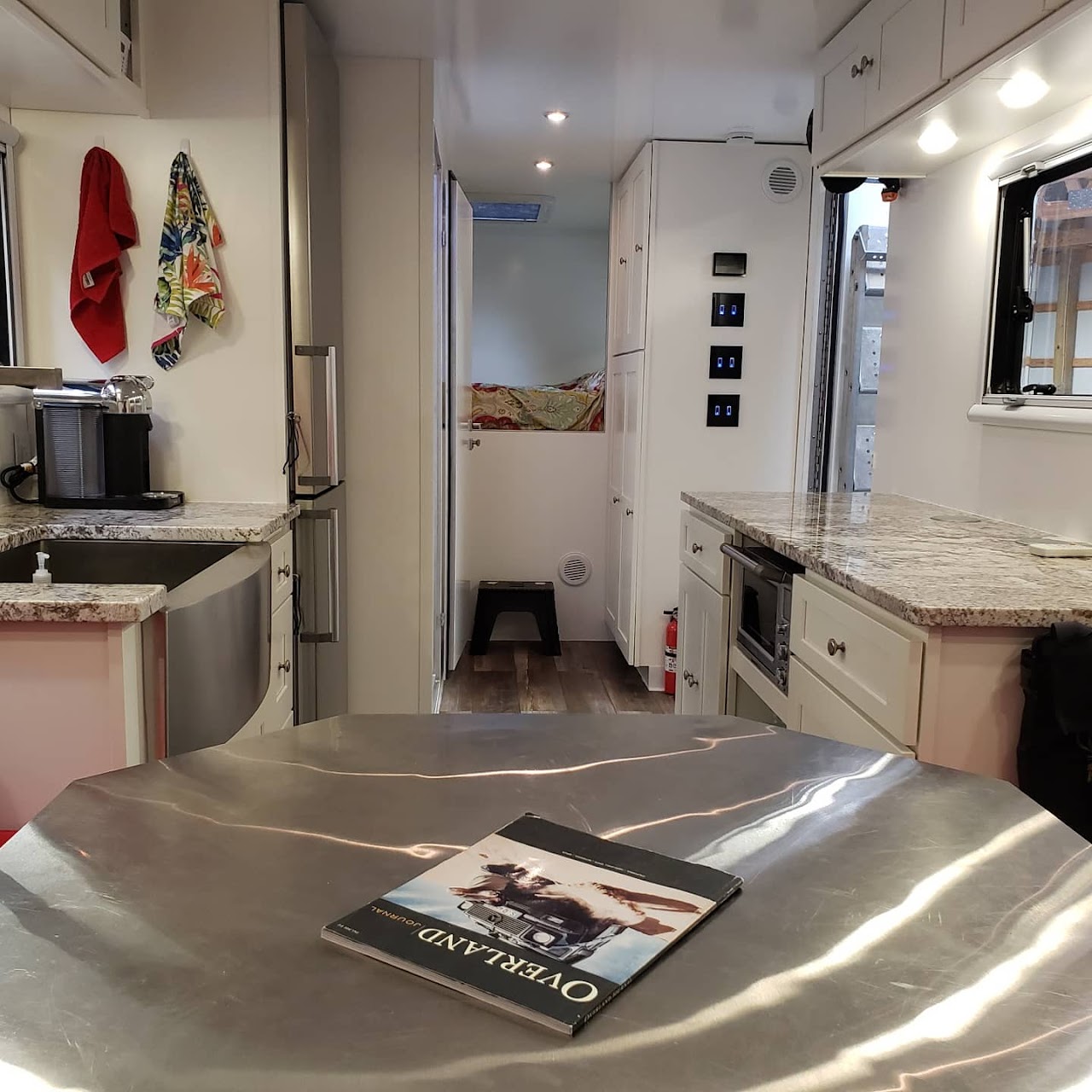 International expedition truck