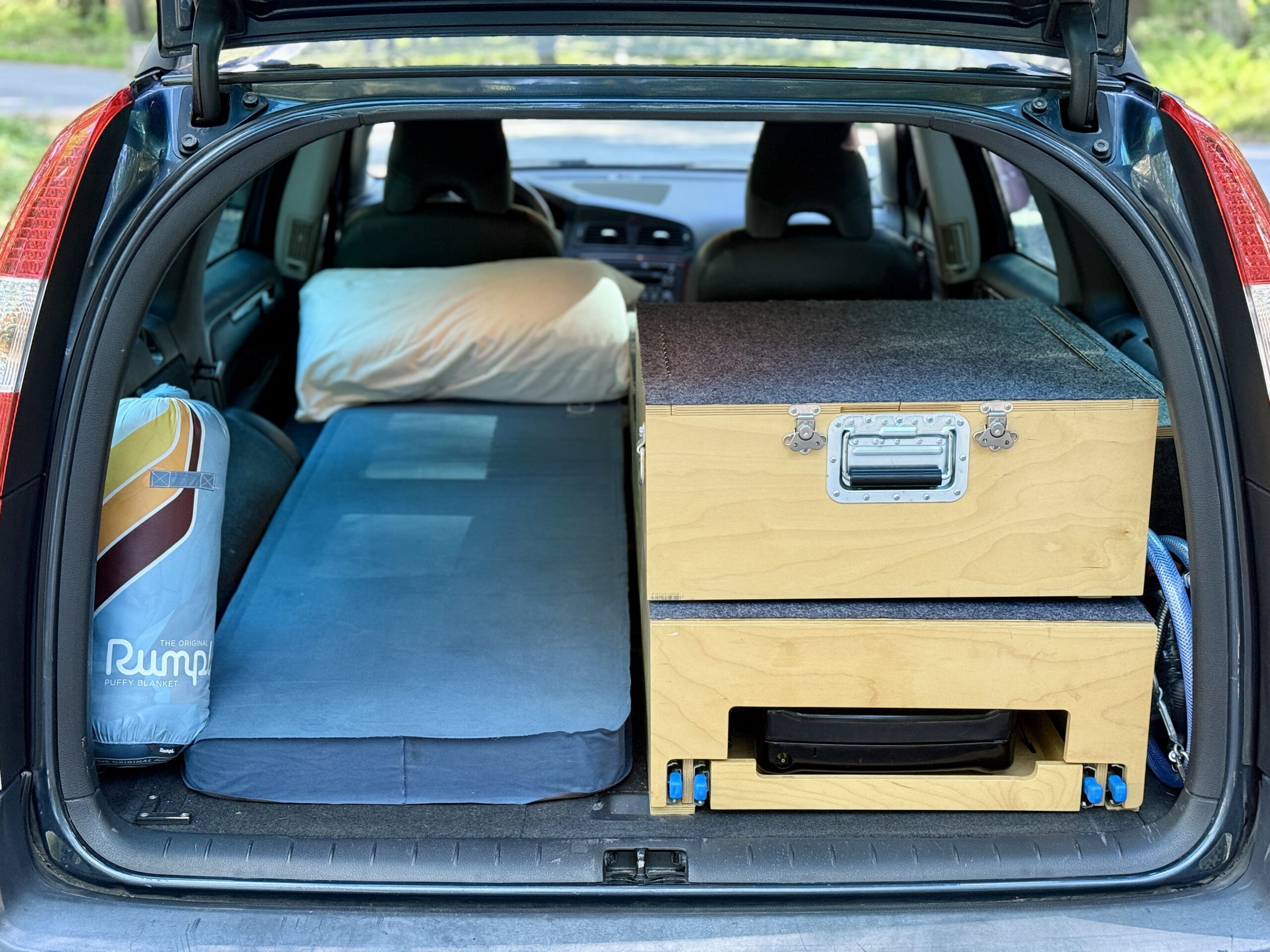 Volvo overland build