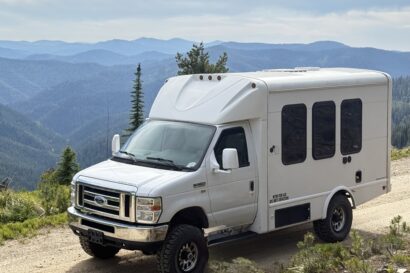 Ford E-350 4x4