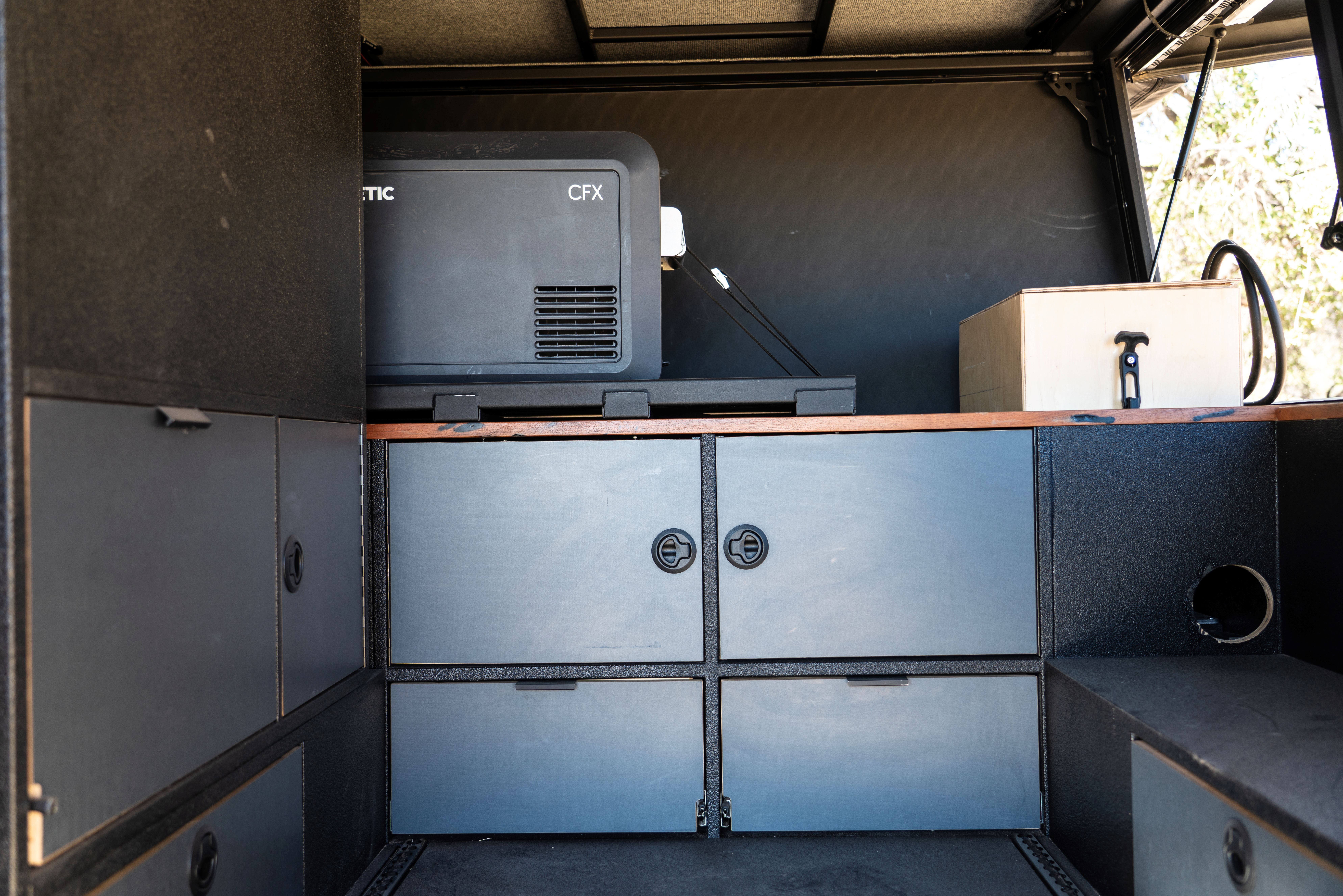 Alu Cab Canopy camper