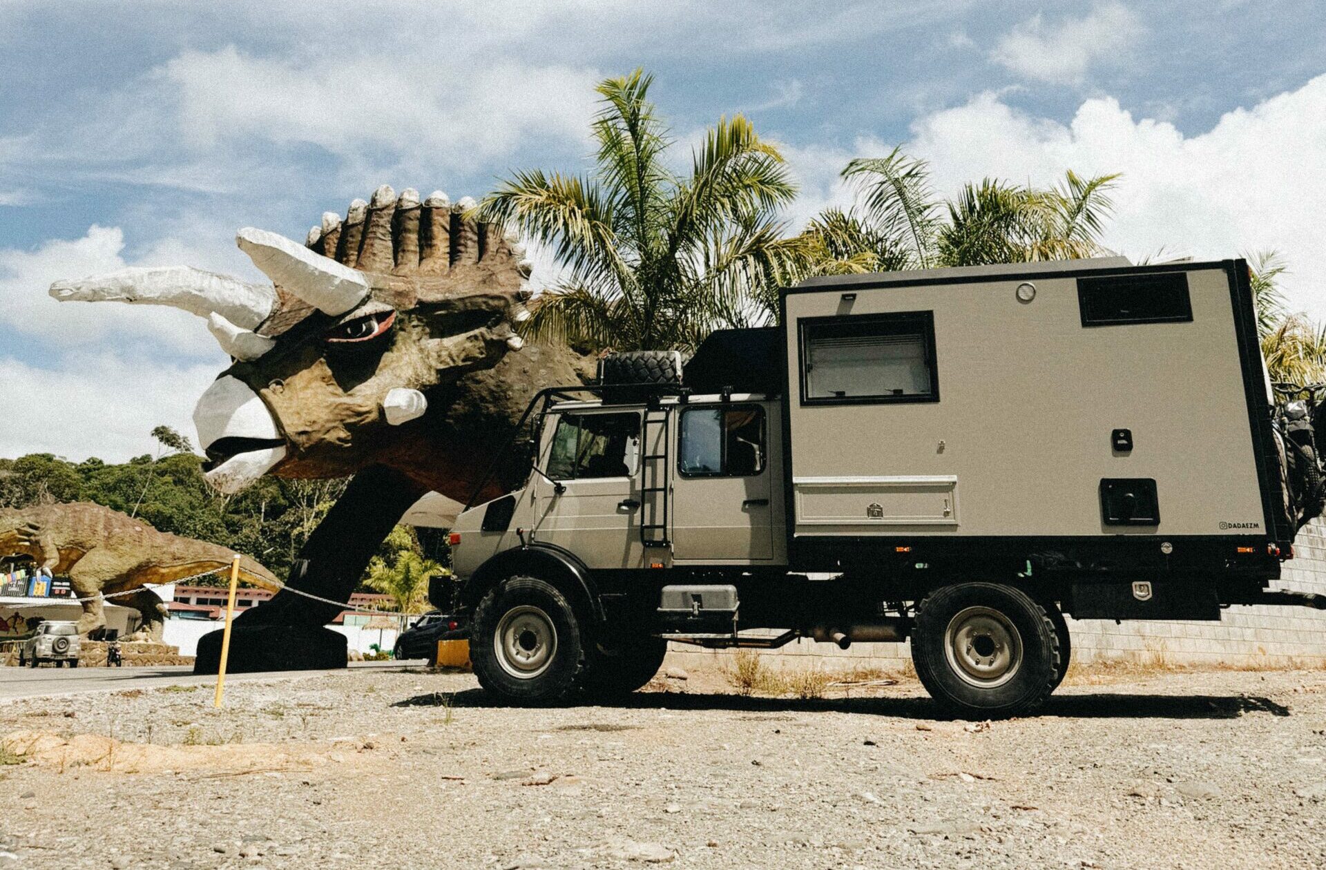 Mercedes Unimog 1550L Doka