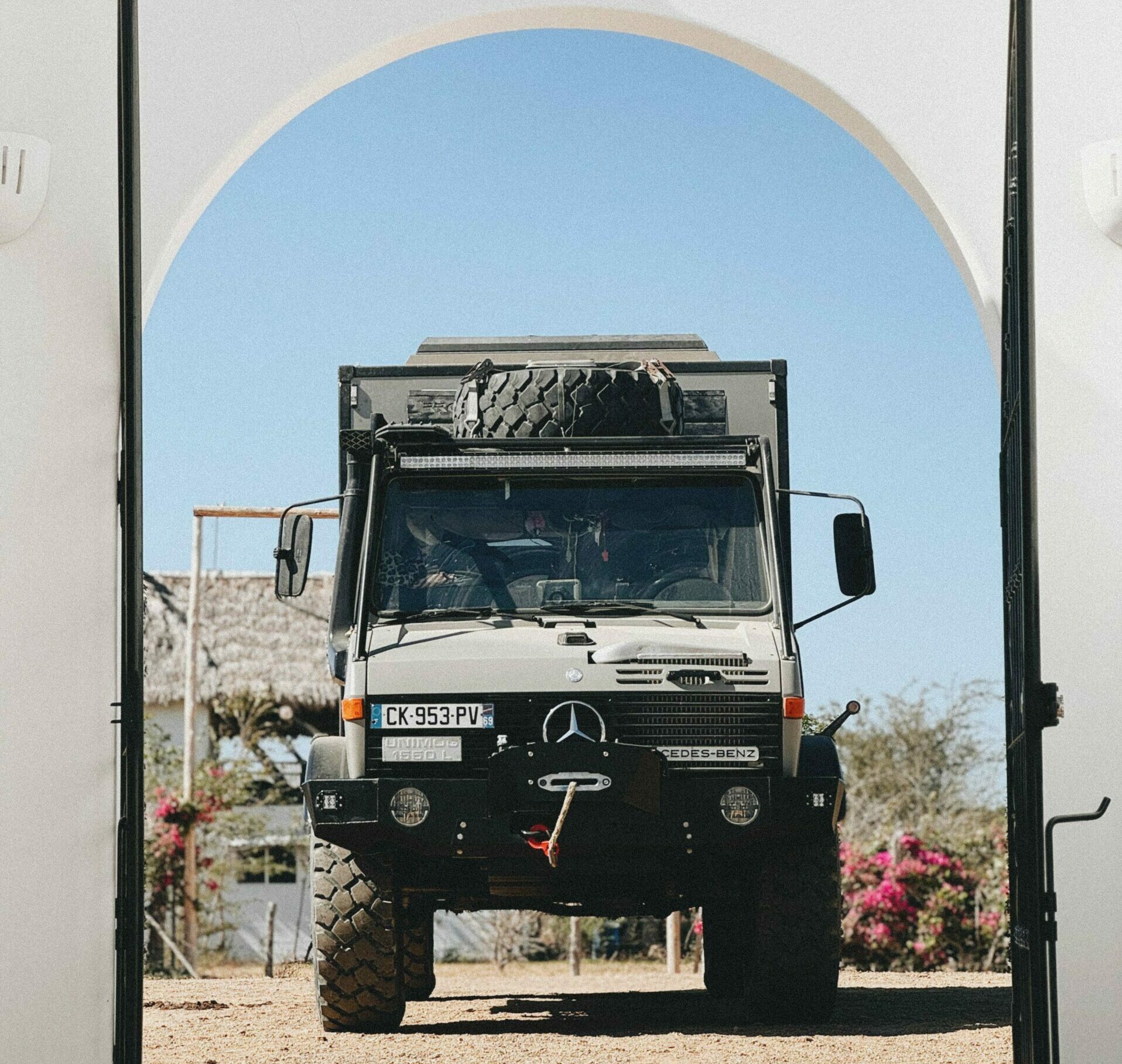 Mercedes Unimog overland 