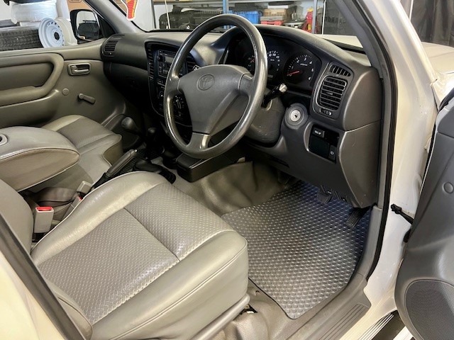 랜드 크루저 105